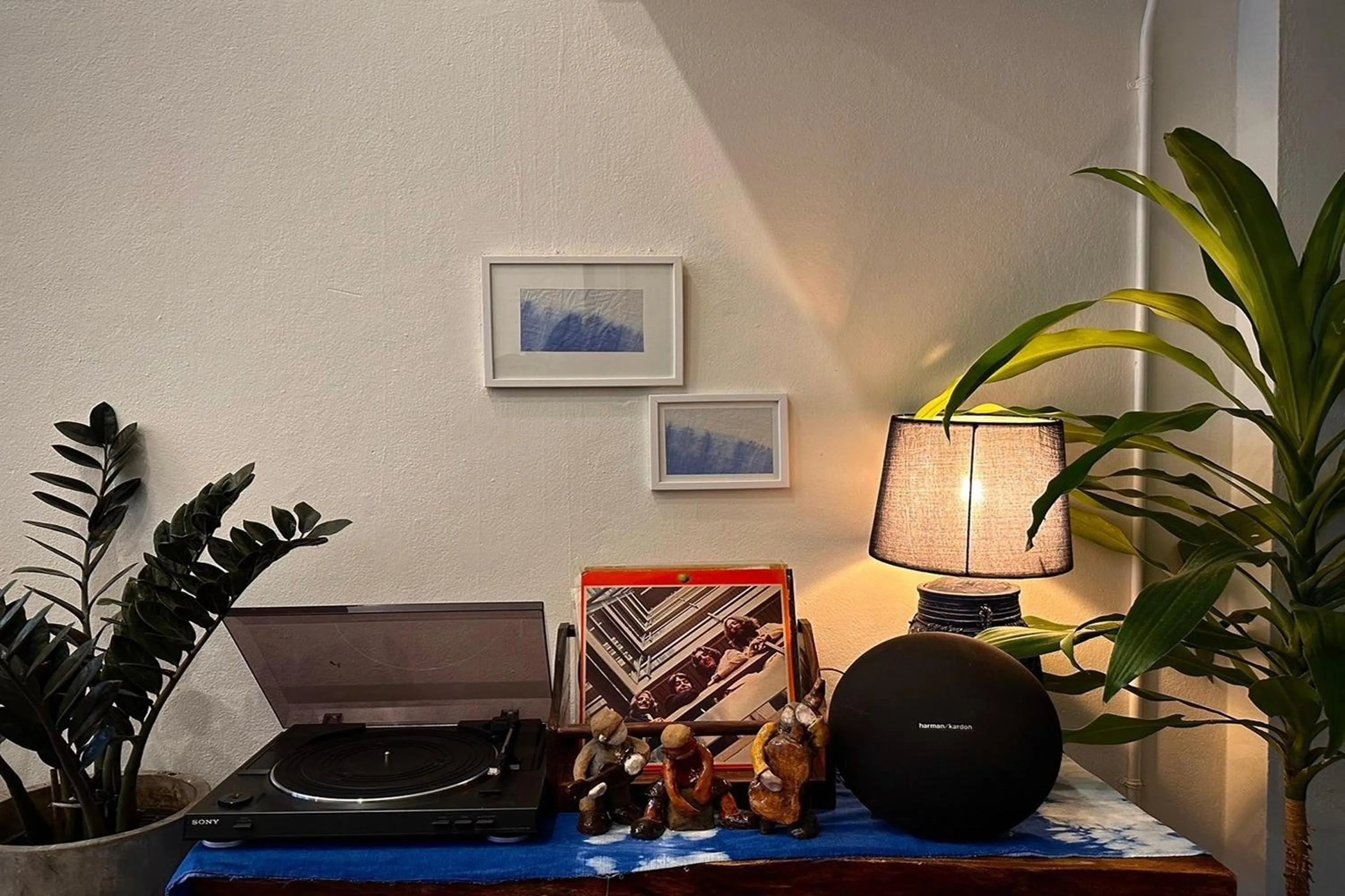 Living room in Nuan Nil Secret Courtyard