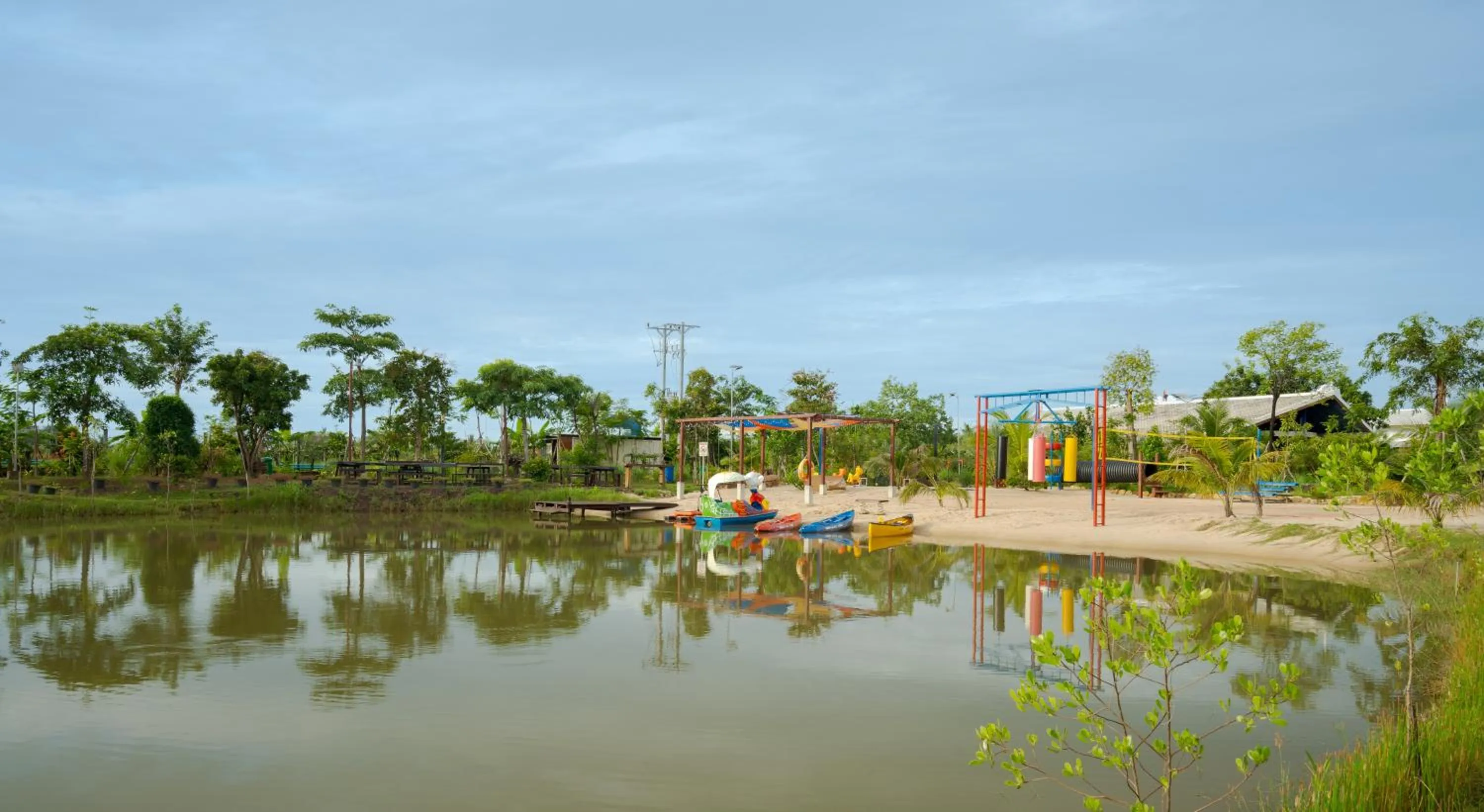 Day in Komsan Kampot Resort