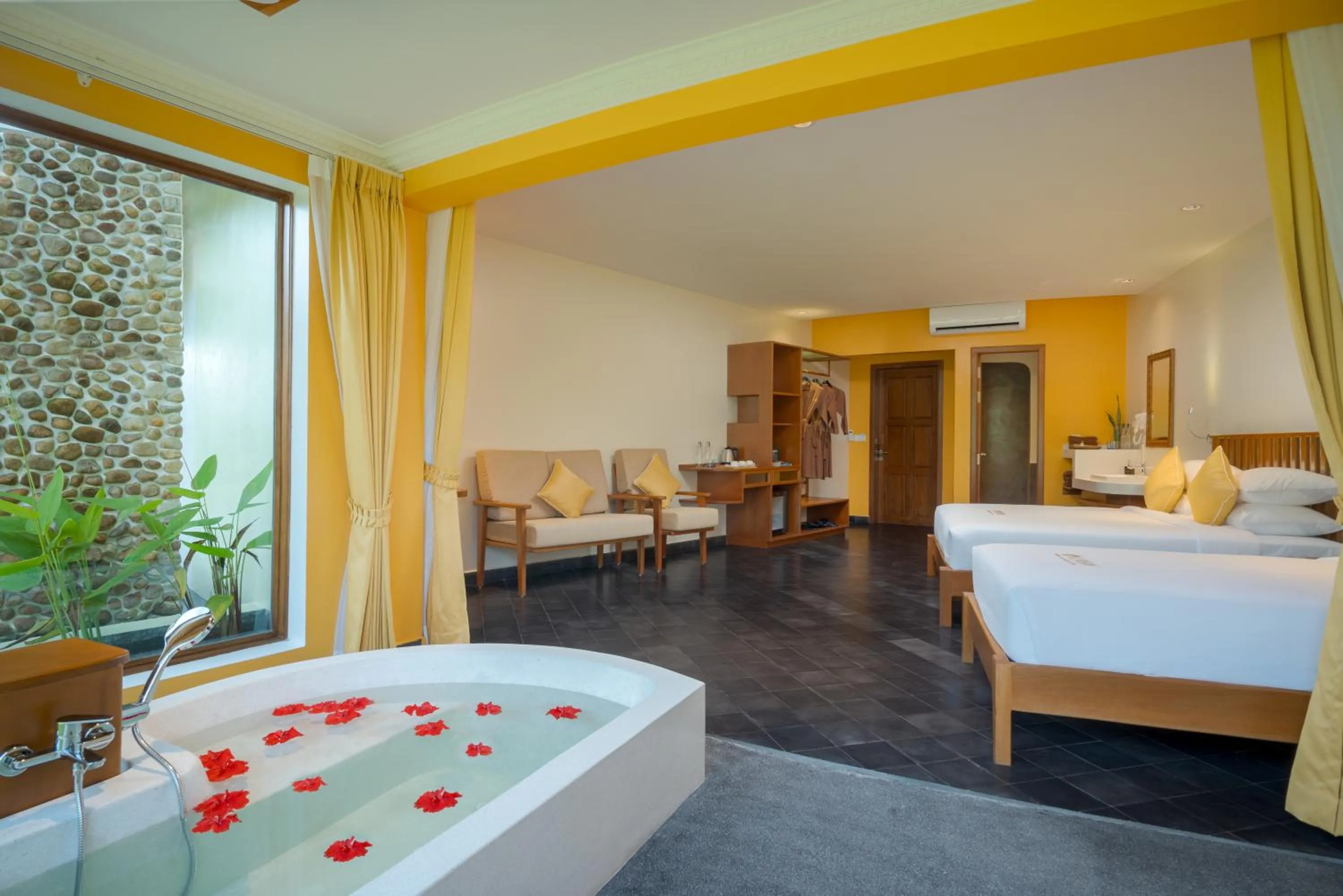 Bed in Komsan Kampot Resort