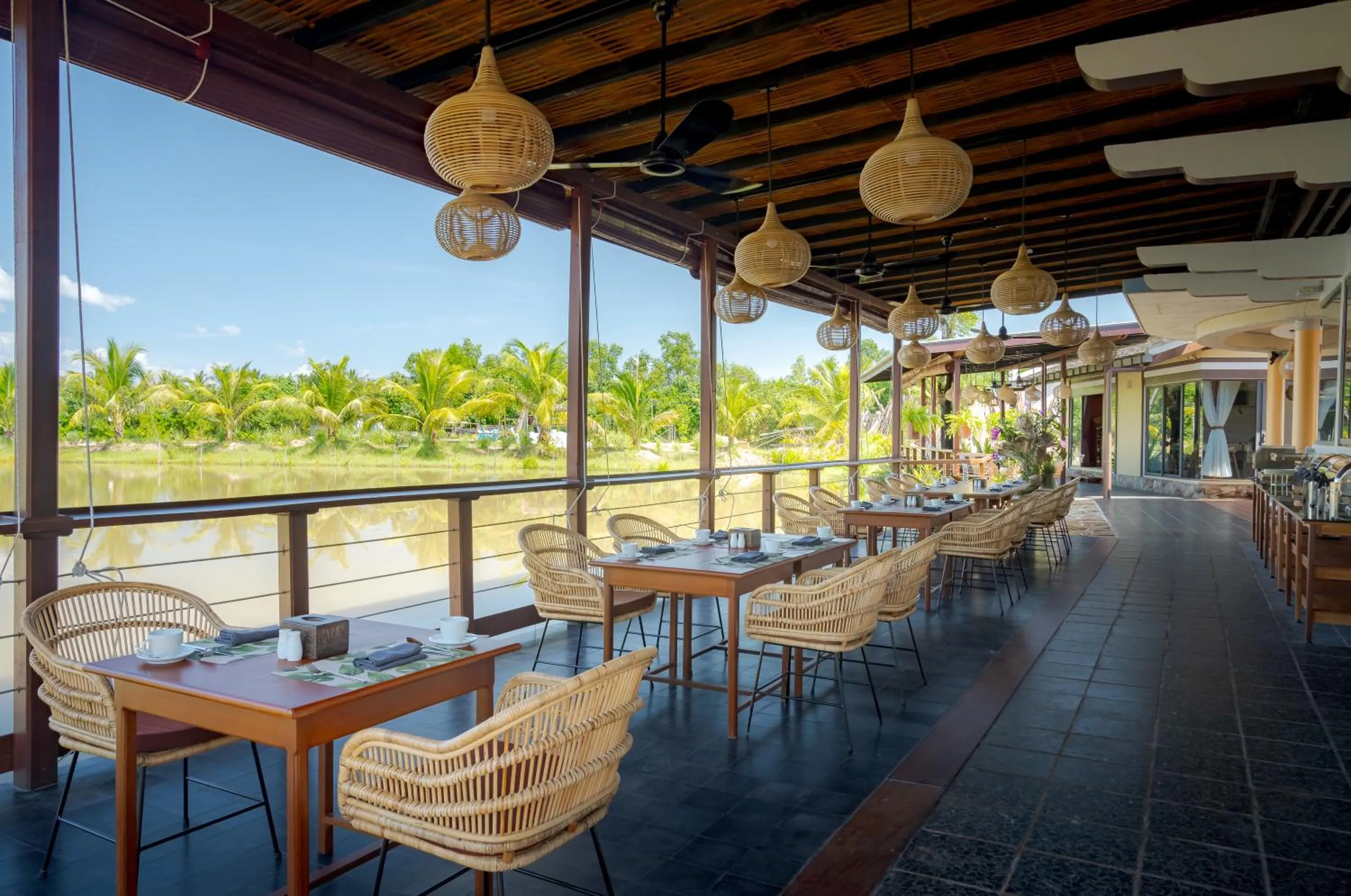 Patio in Komsan Kampot Resort