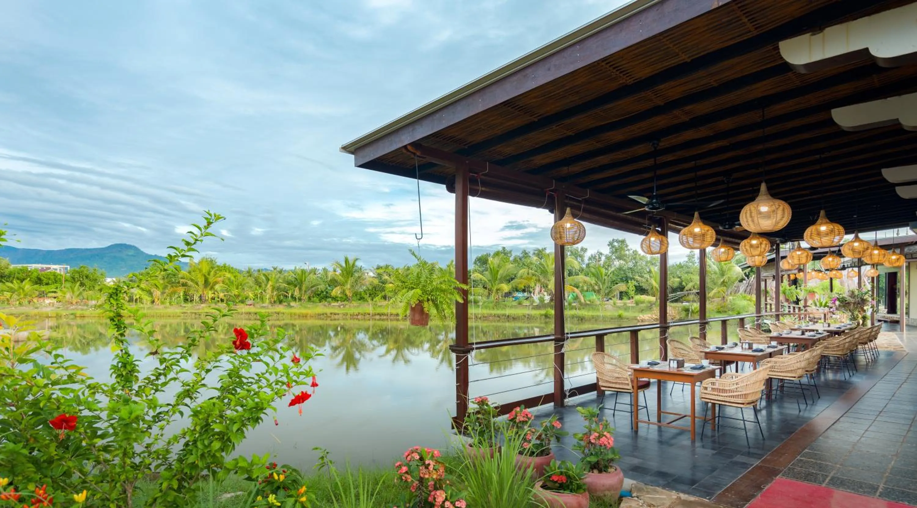 Restaurant/places to eat in Komsan Kampot Resort