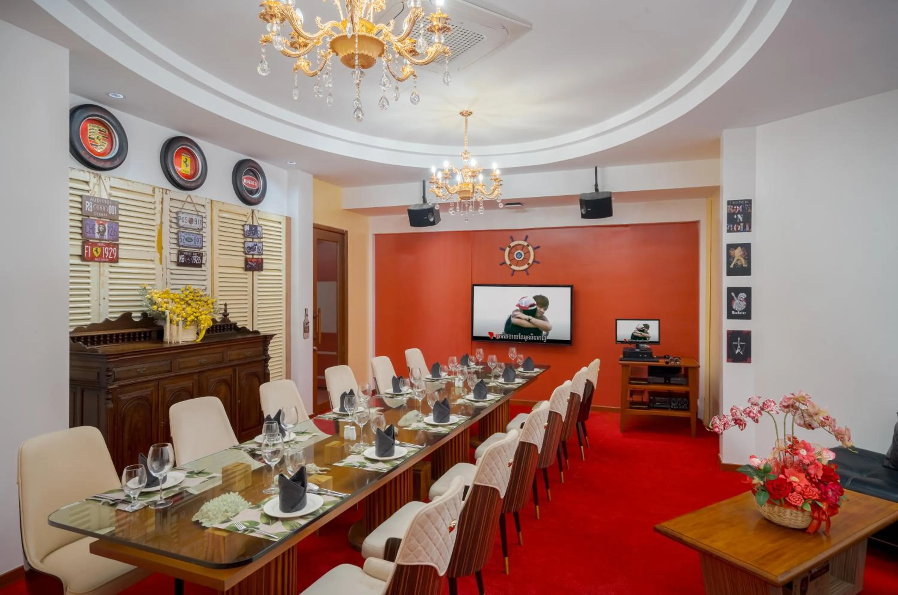 Karaoke in Komsan Kampot Resort