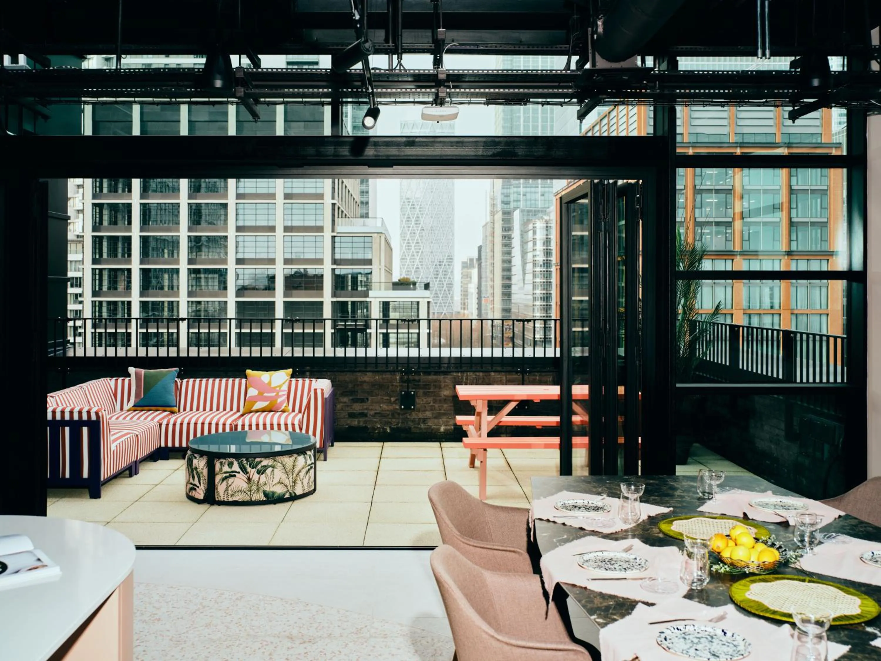 Balcony/Terrace in Vertus Edit Canary Wharf