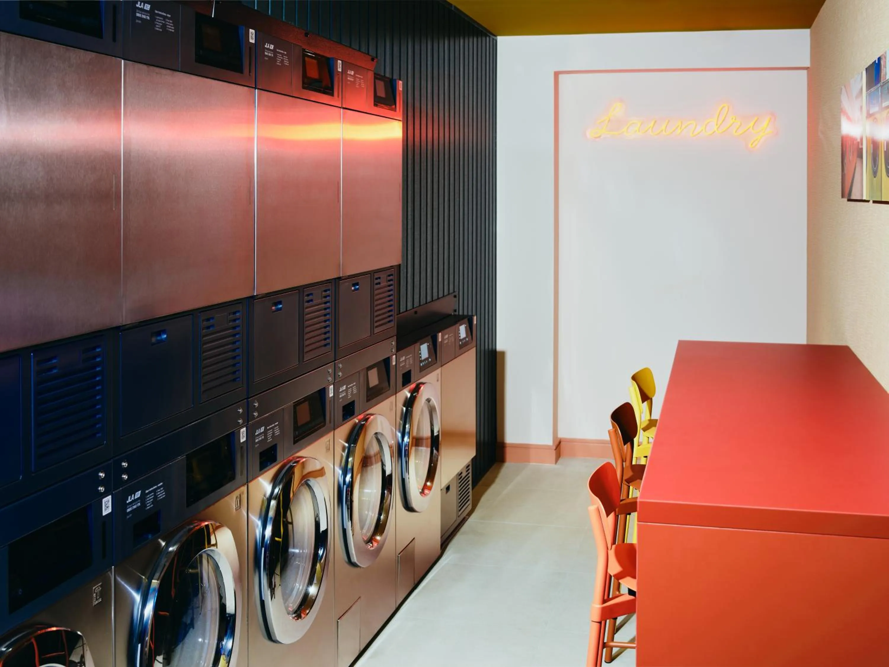 laundry in Vertus Edit Canary Wharf