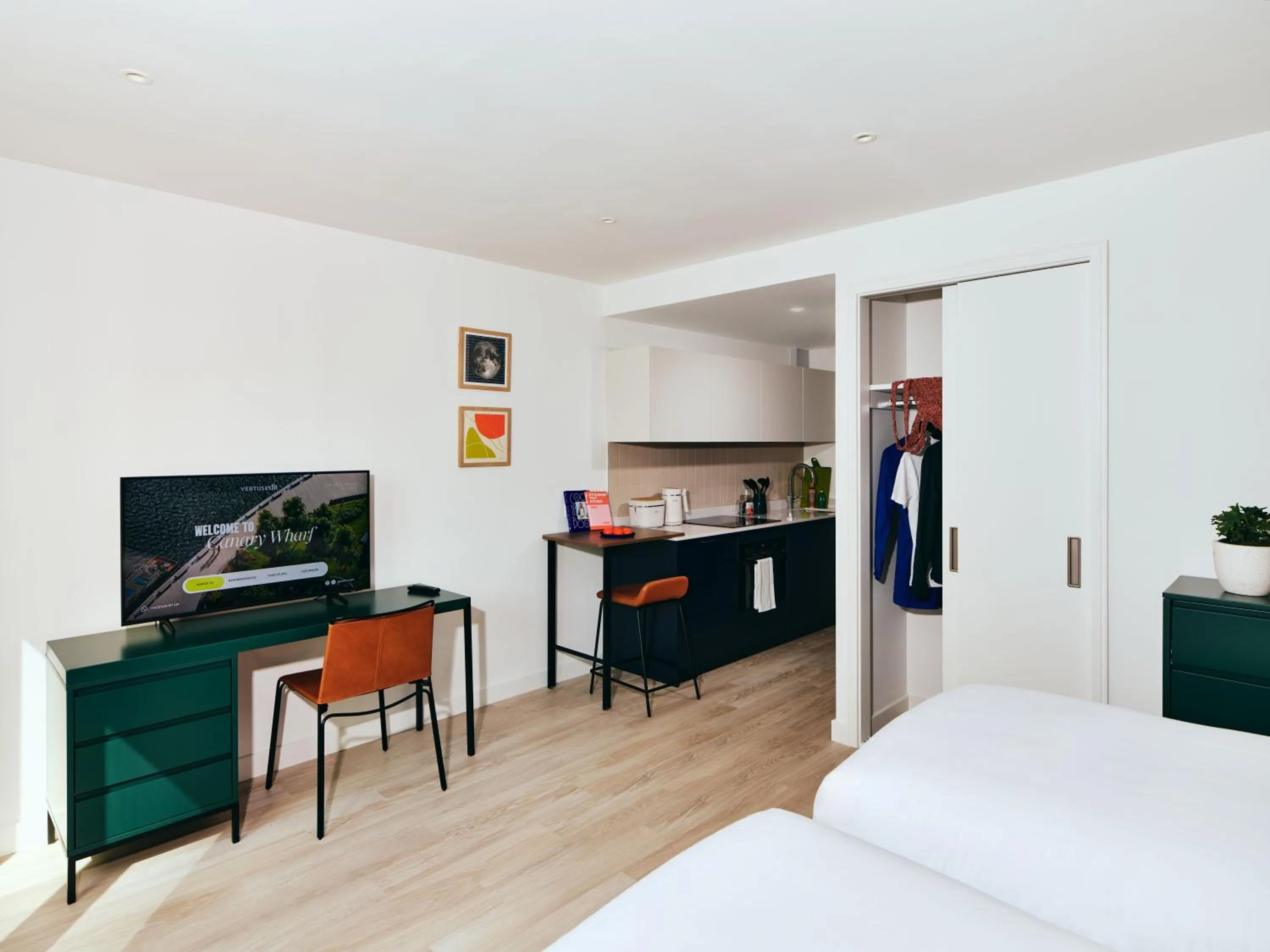 Bed in Vertus Edit Canary Wharf