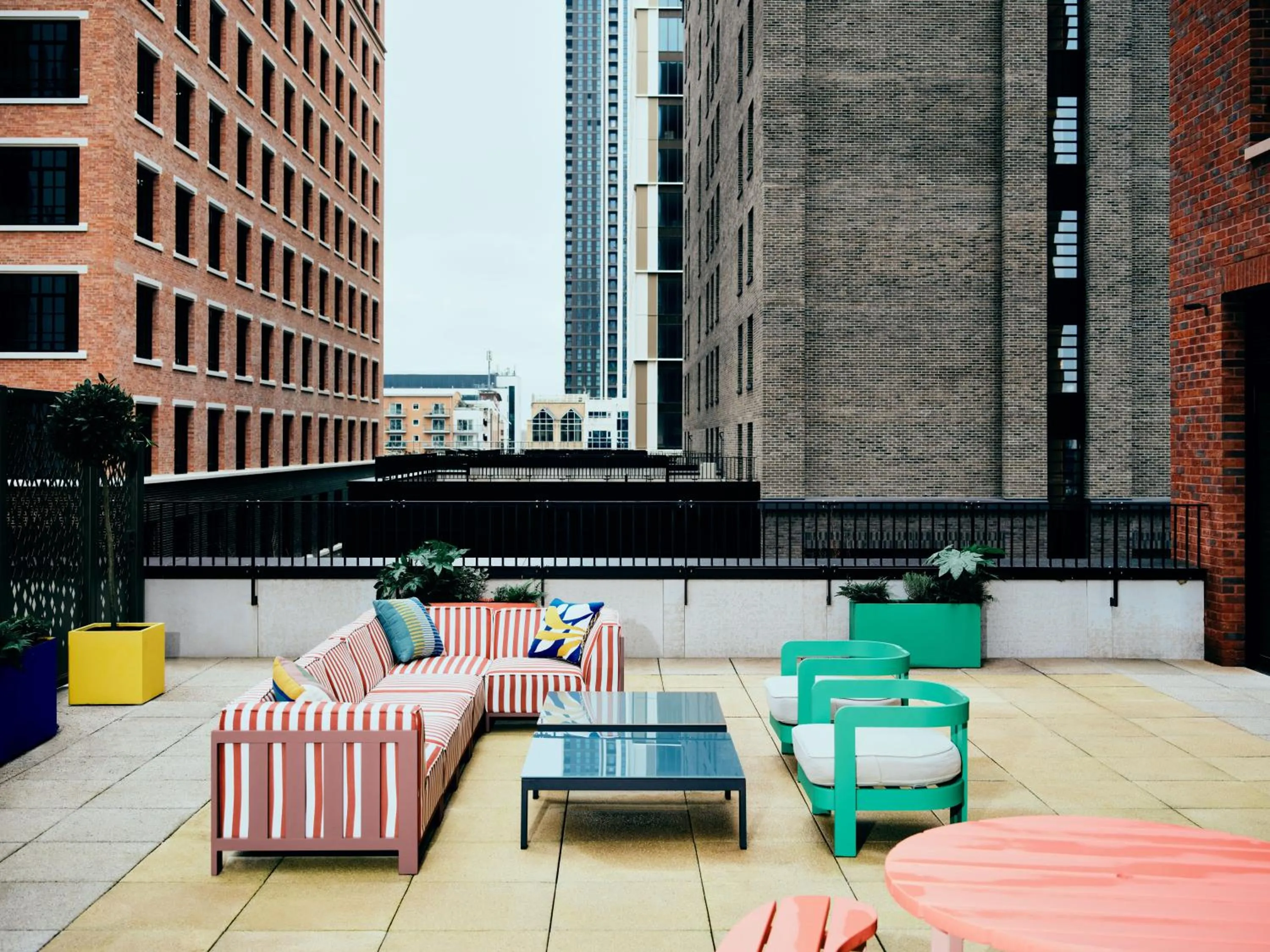 Balcony/Terrace in Vertus Edit Canary Wharf
