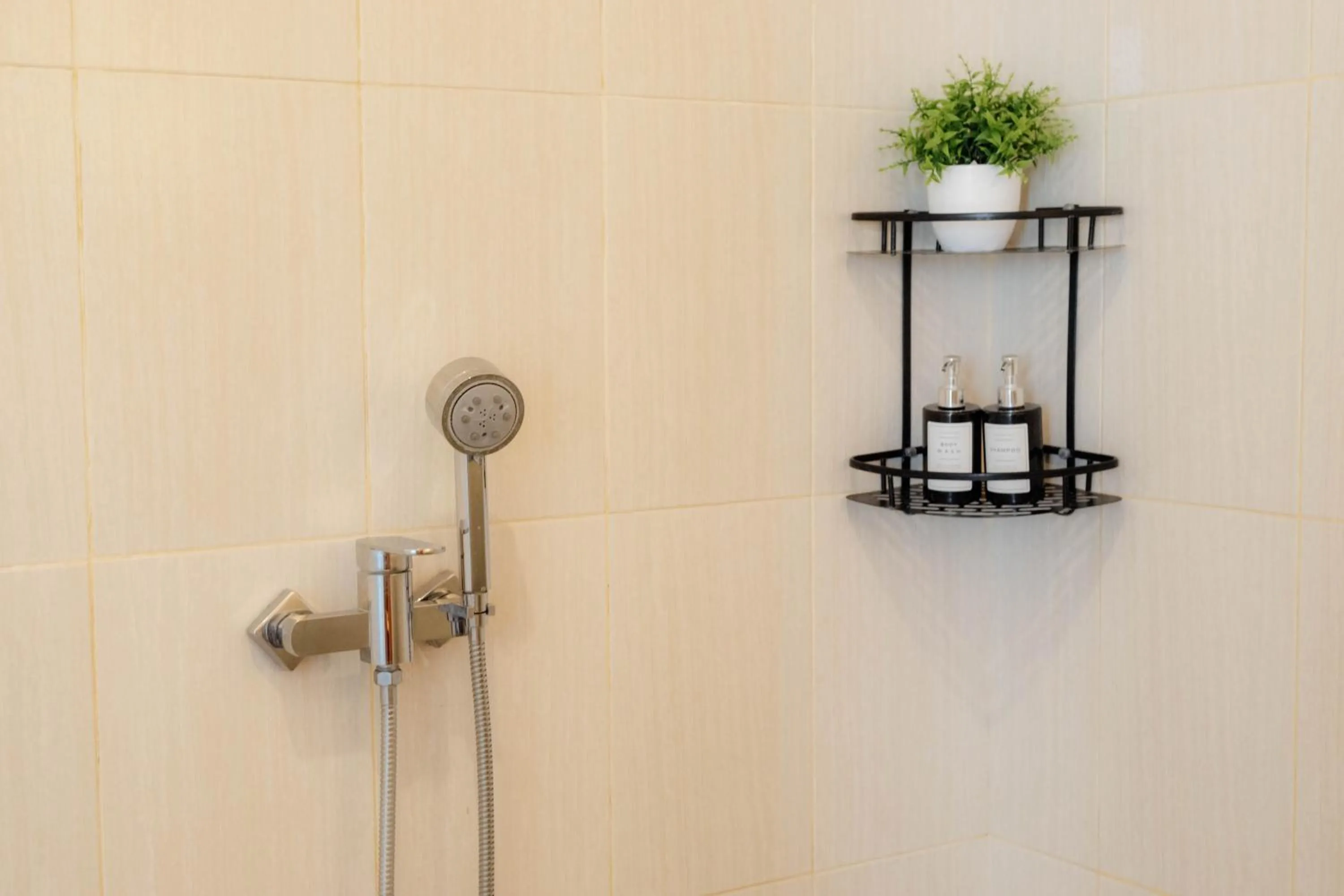 Shower in Weda Villas