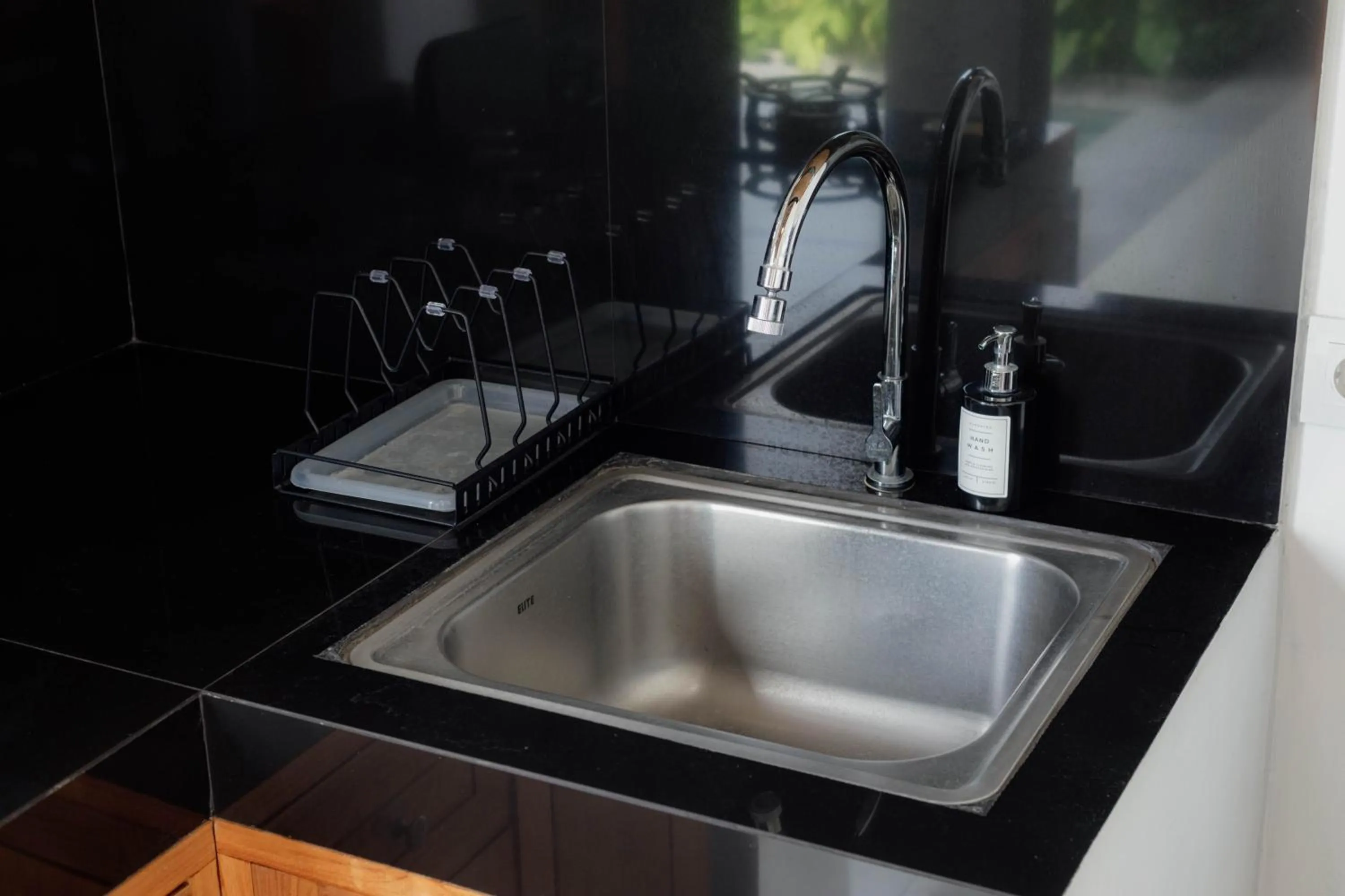 Kitchen or kitchenette in Weda Villas