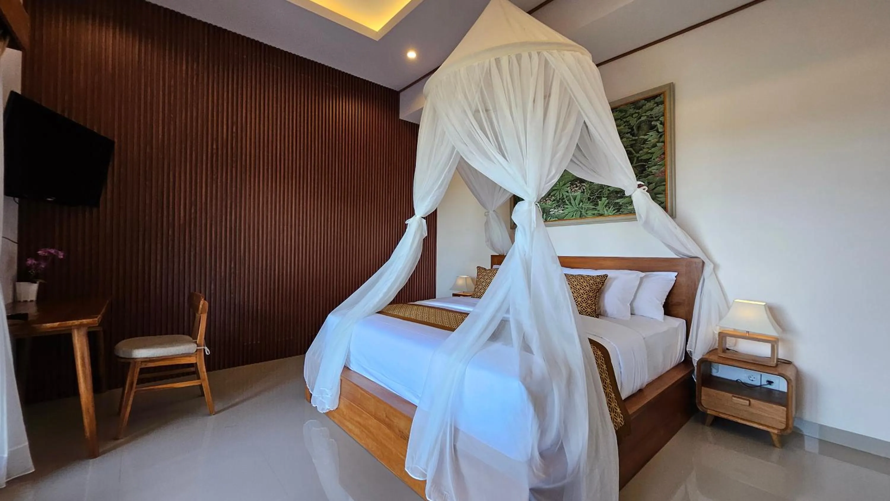 TV and multimedia, Bed in Weda Villas
