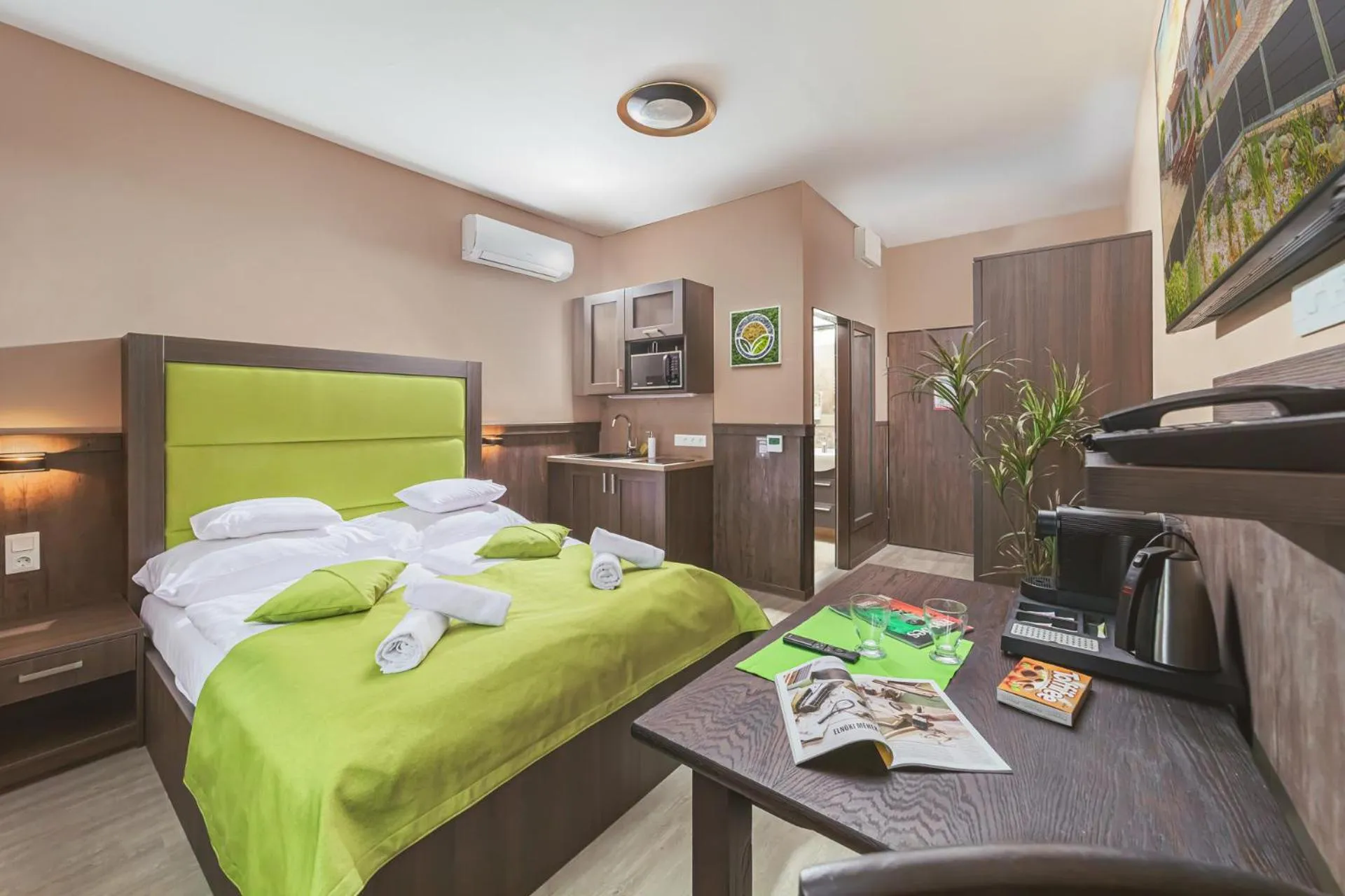 Photo of the whole room, Bed in Park Hotel Bükfürdő