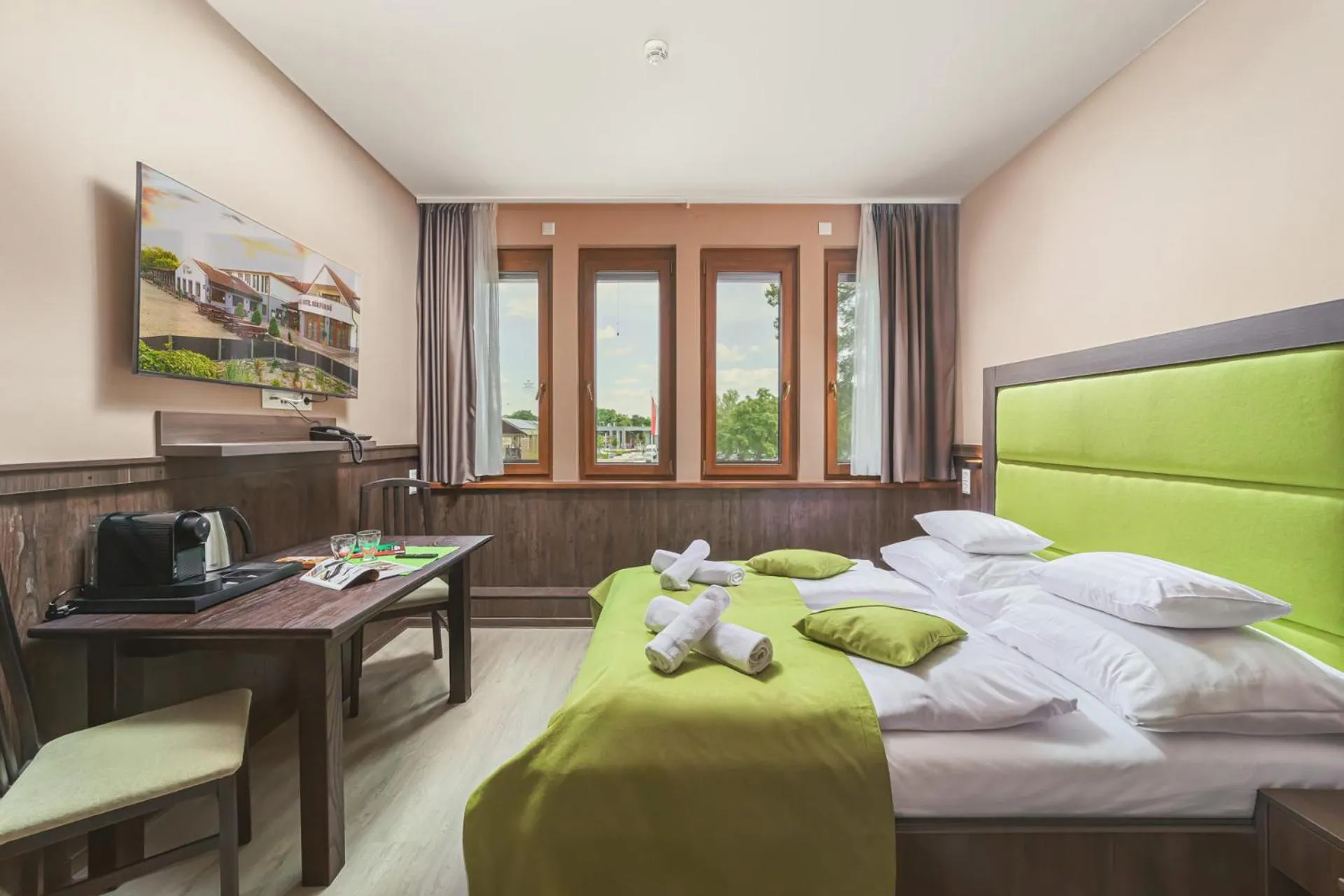 Photo of the whole room, Bed in Park Hotel Bükfürdő