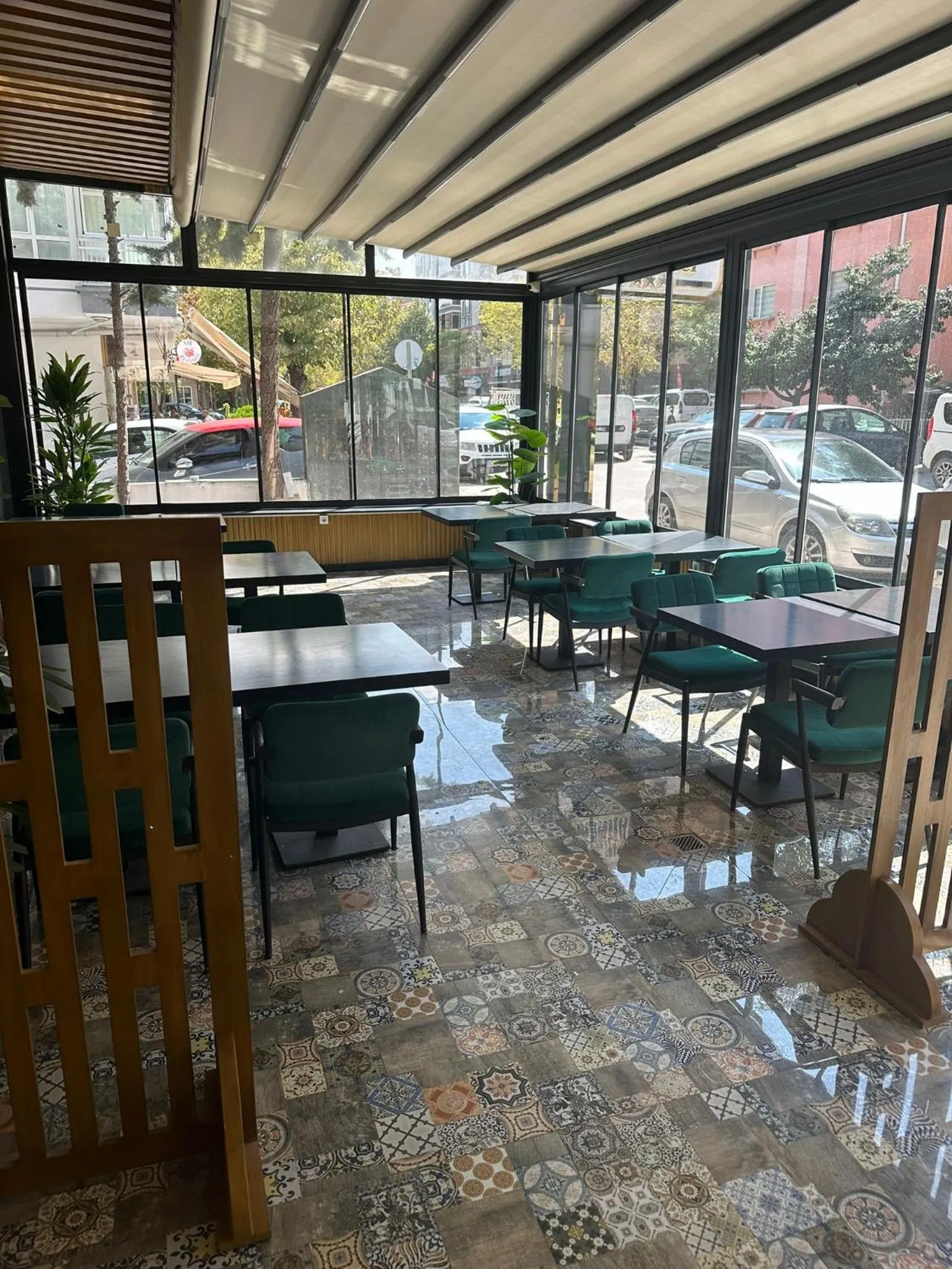 Garden in Maltepe MANHATTAN OTEL