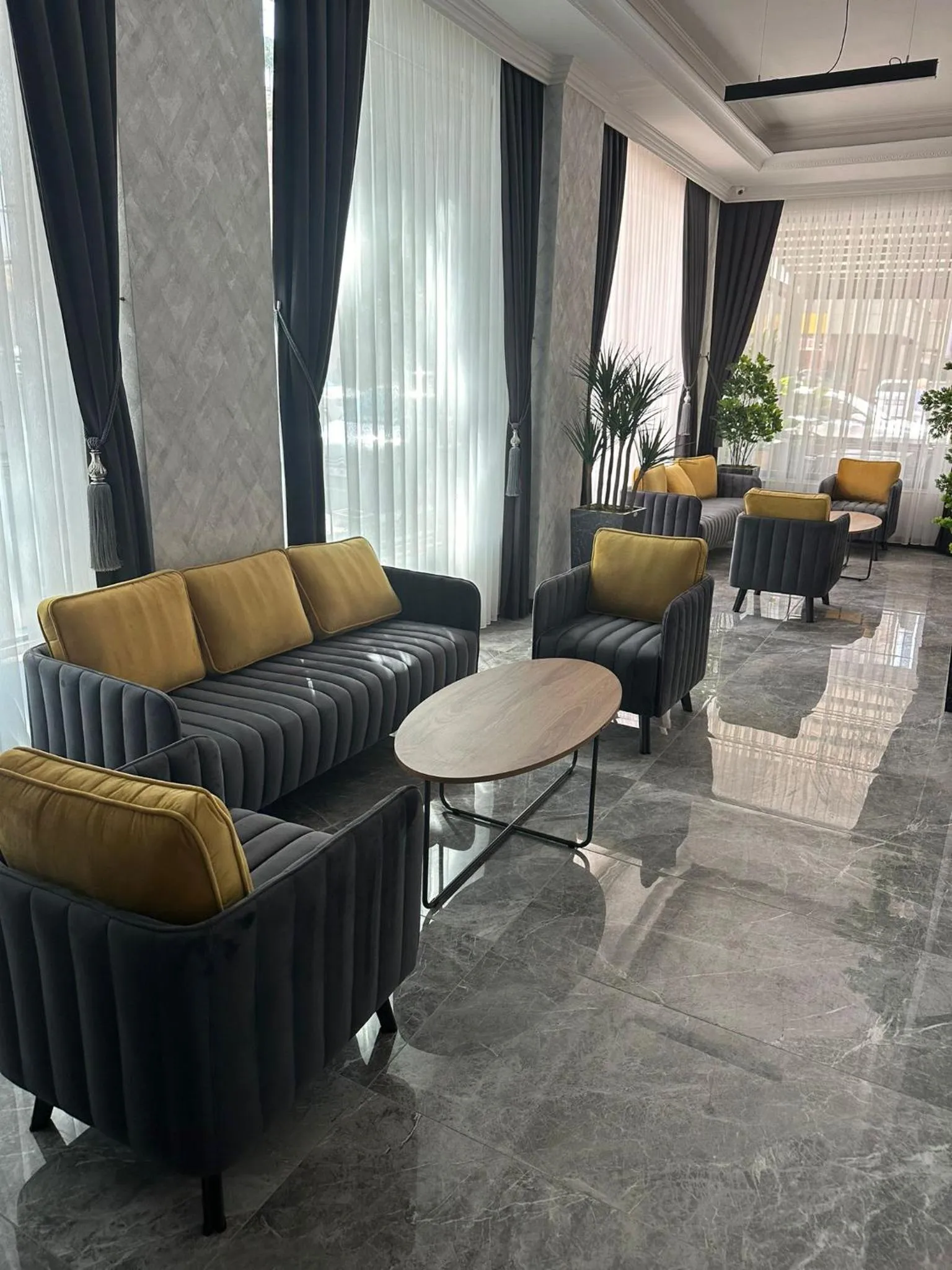 Lobby or reception in Maltepe MANHATTAN OTEL