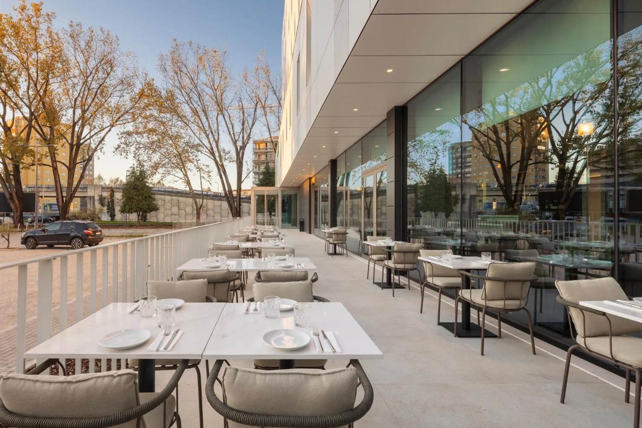 Restaurant/places to eat in Holiday Inn Braga by IHG