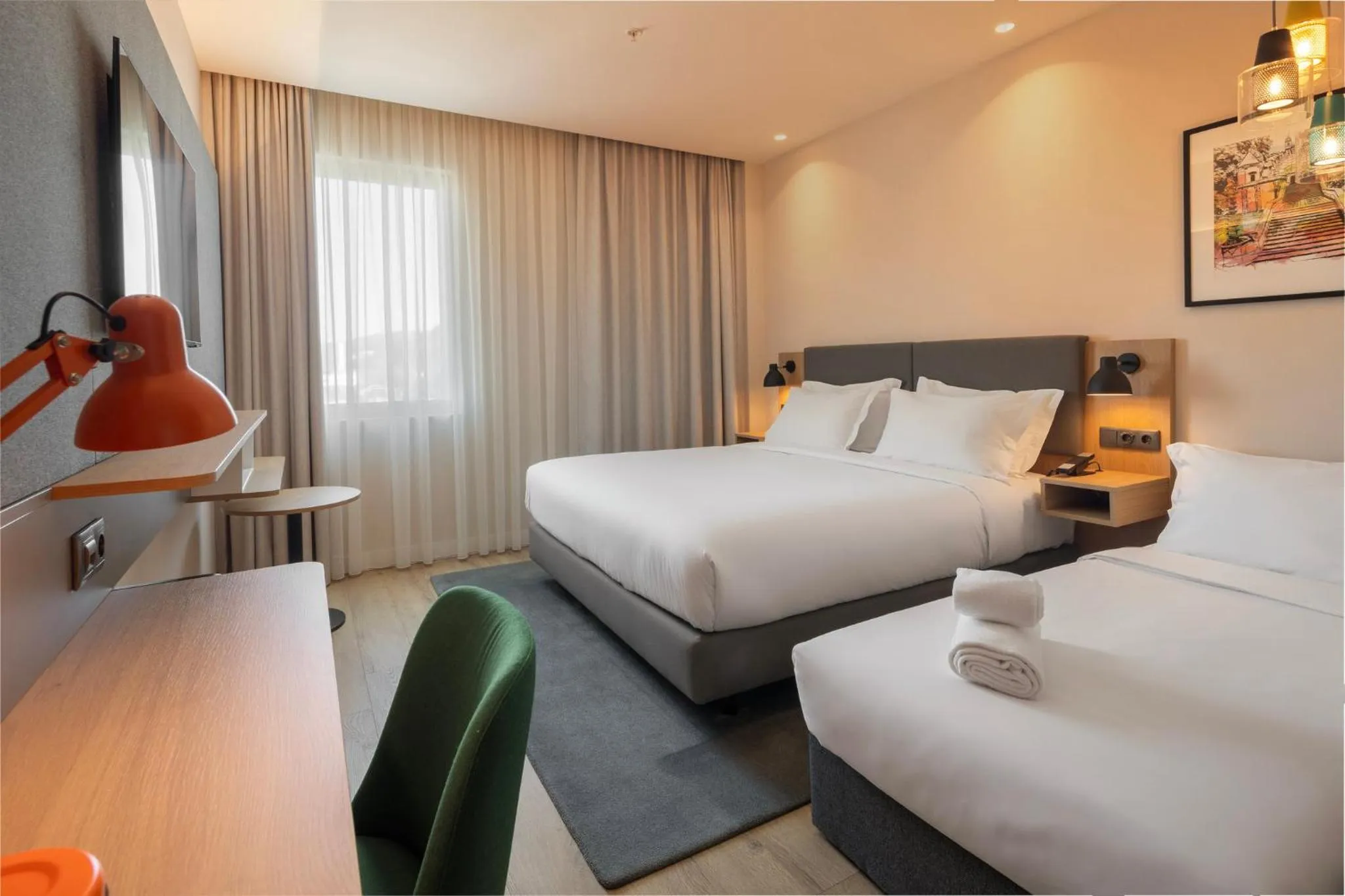 Photo of the whole room, Bed in Holiday Inn Braga by IHG