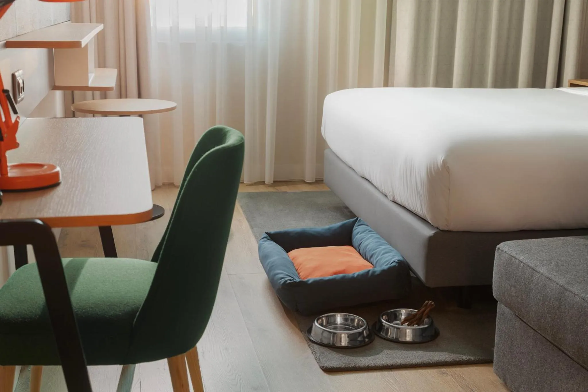 Photo of the whole room, Bed in Holiday Inn Braga by IHG