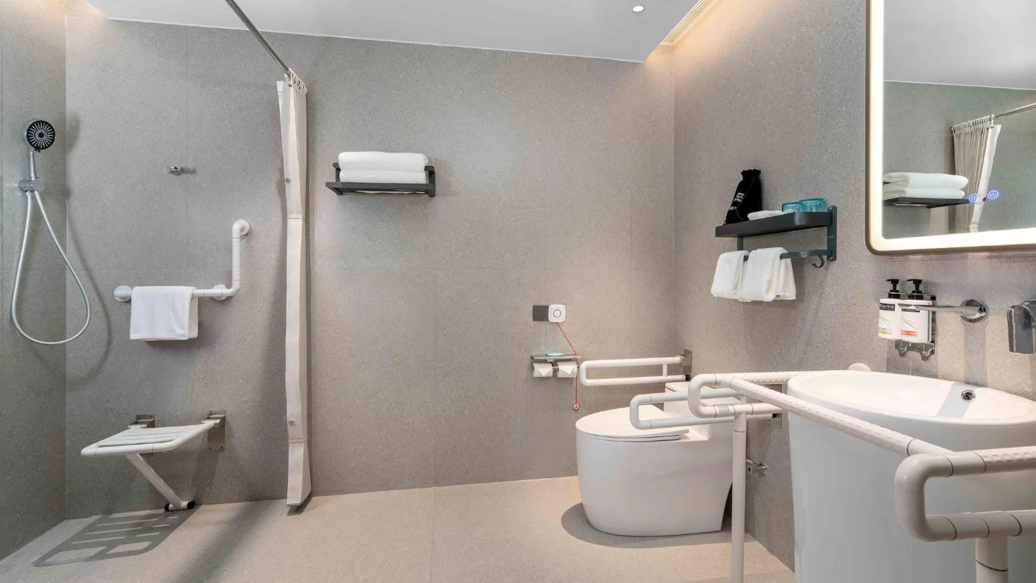 Photo of the whole room in Holiday Inn Express Datong Pingcheng by IHG