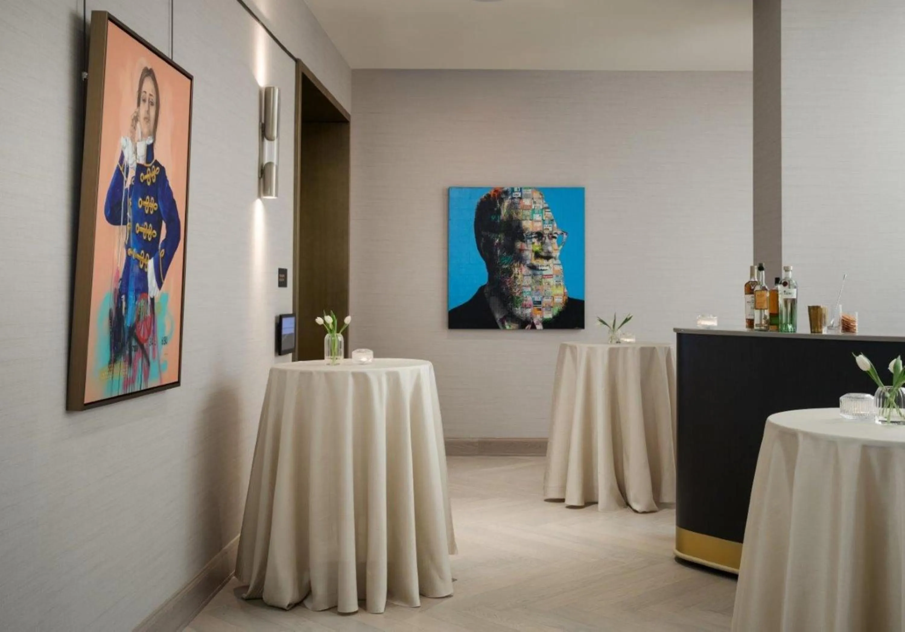 Meeting/conference room in InterContinental Indianapolis by IHG