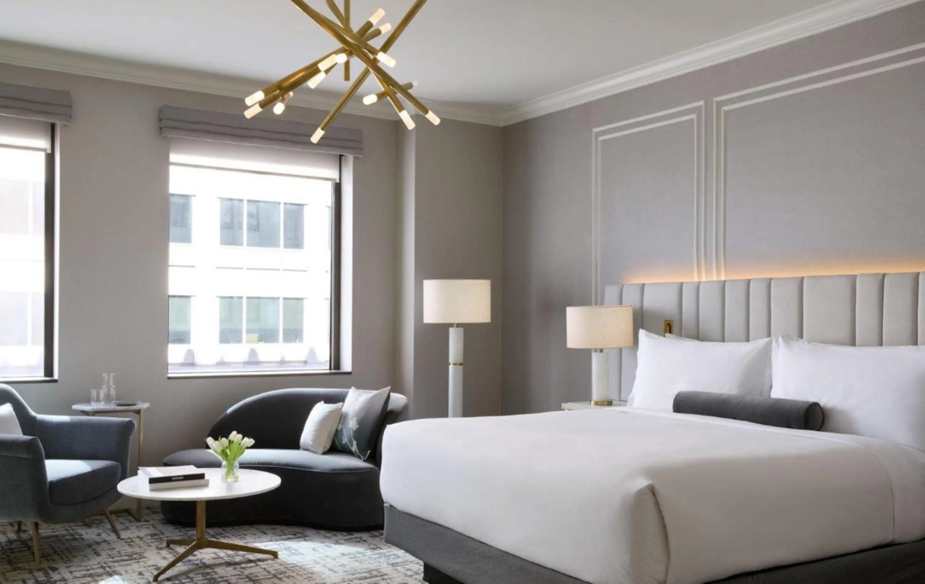 Photo of the whole room, Bed in InterContinental Indianapolis by IHG