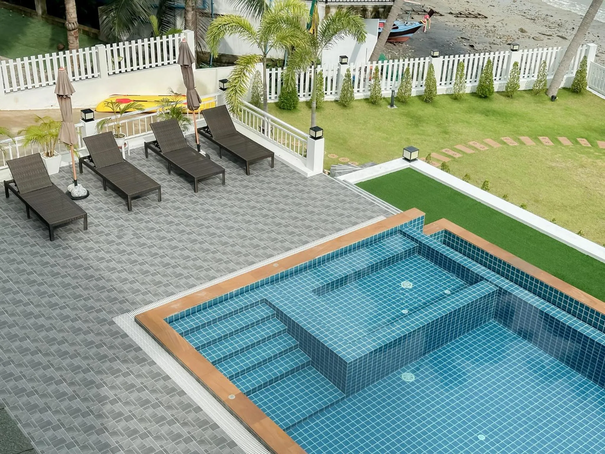 Swimming pool in 2SIS'S Khanom Resotel