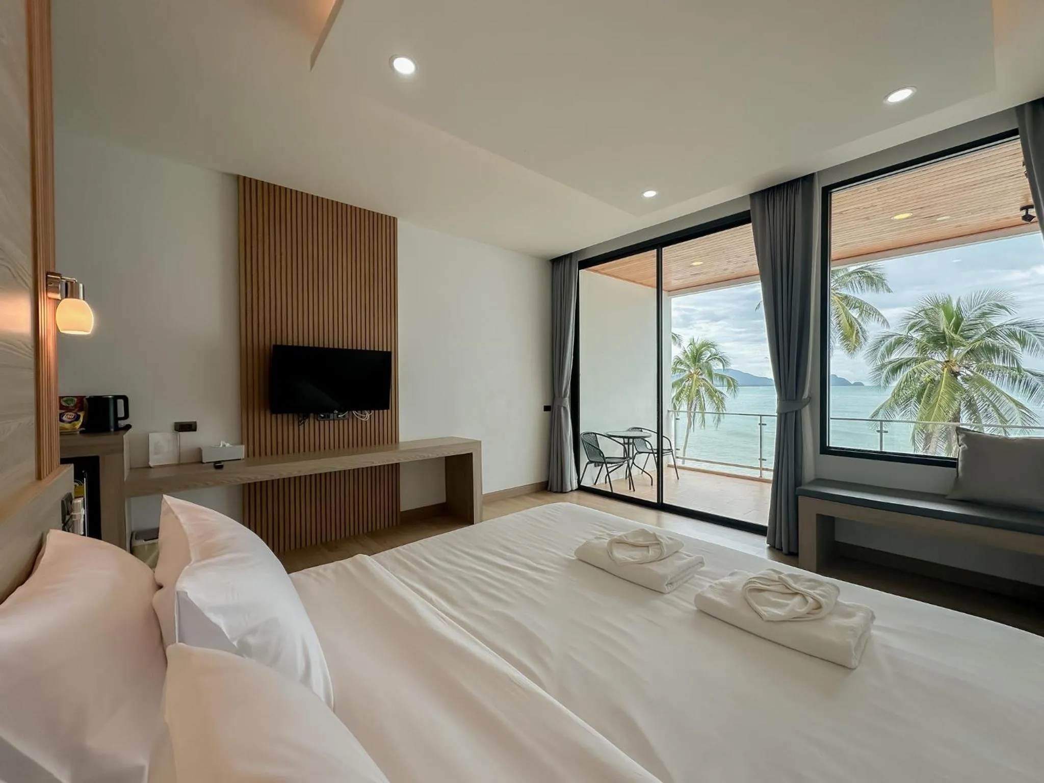 Bed in 2SIS'S Khanom Resotel