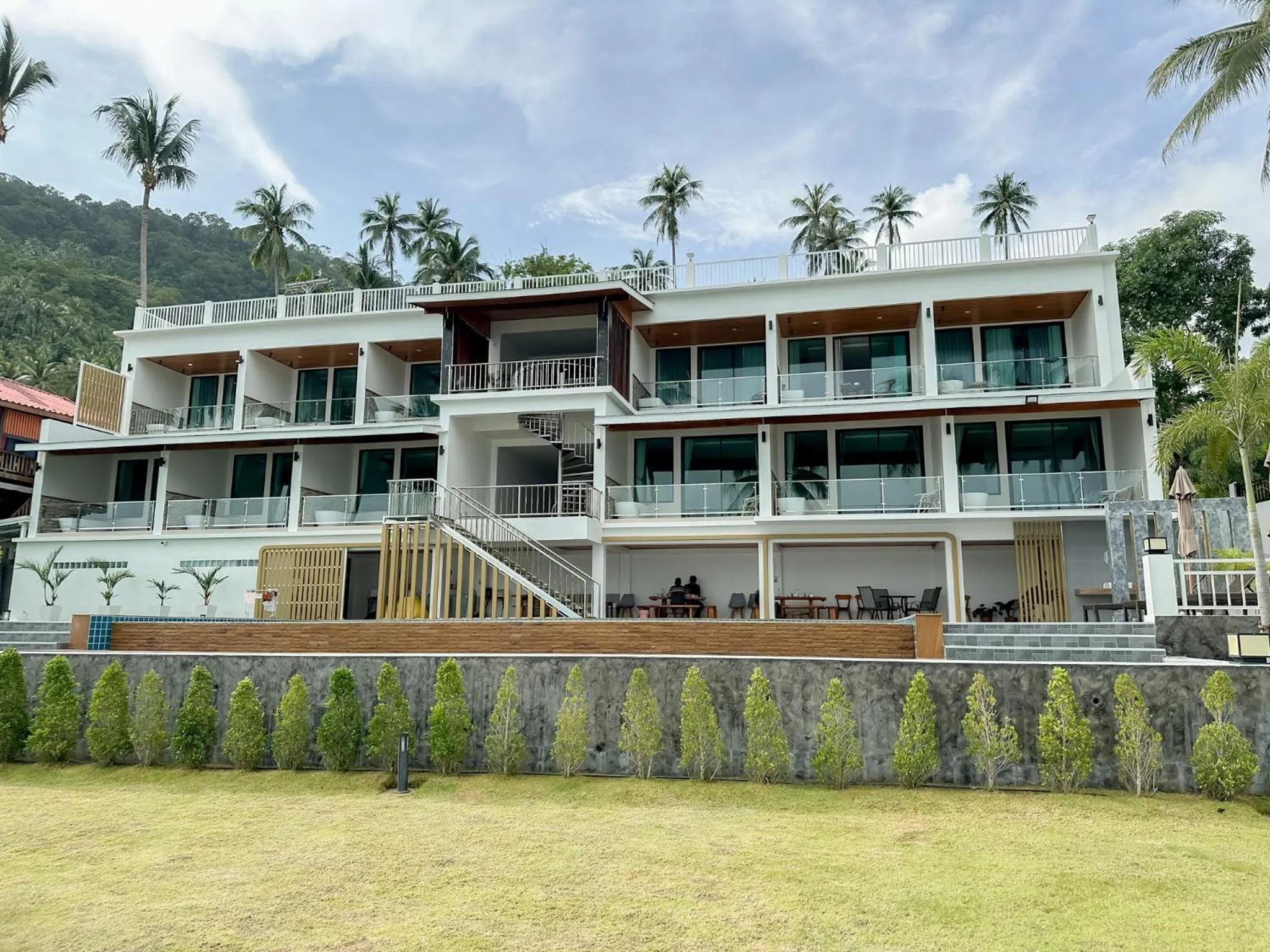 Property building in 2SIS'S Khanom Resotel