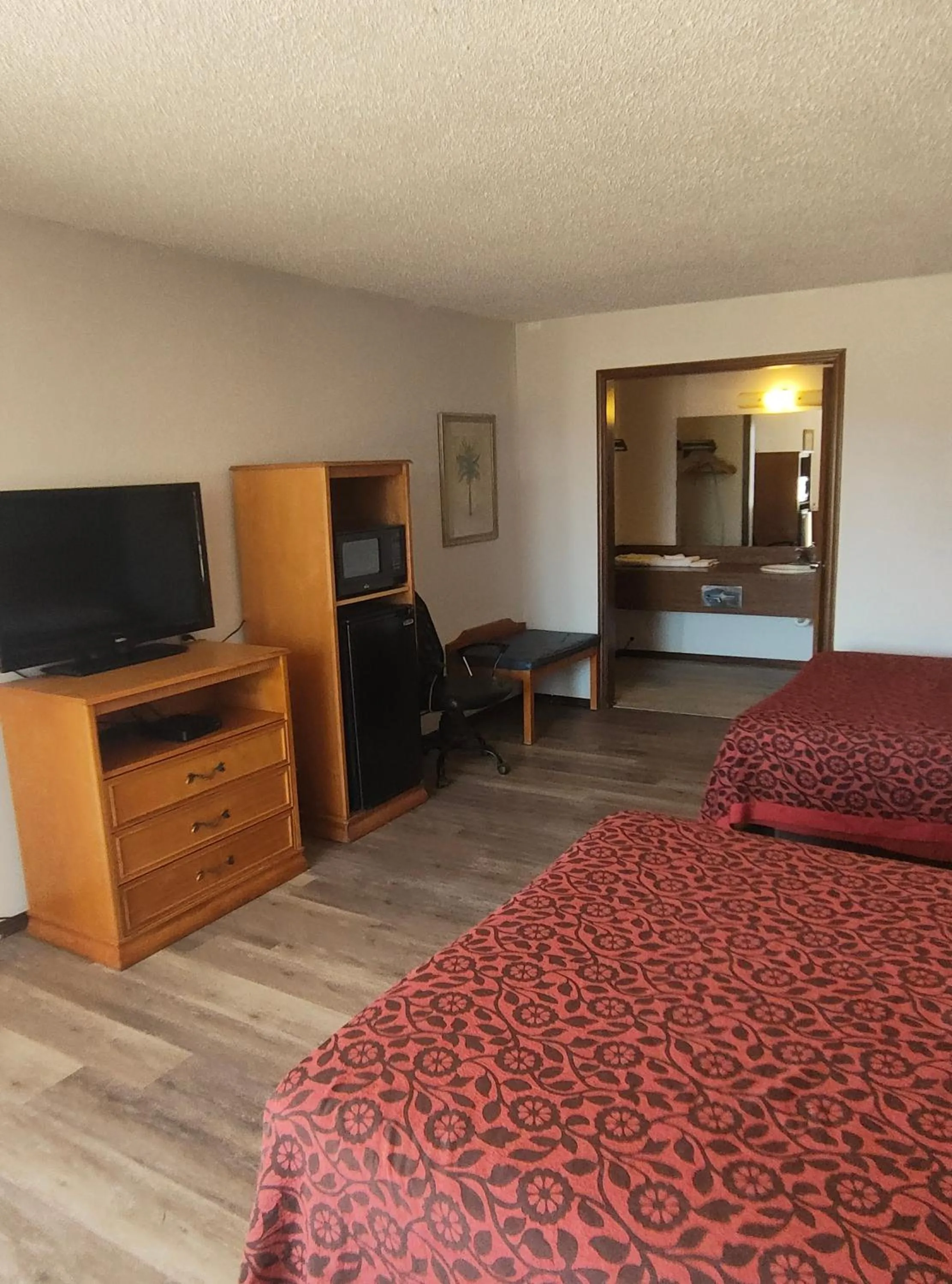 TV and multimedia in Heritage Inn