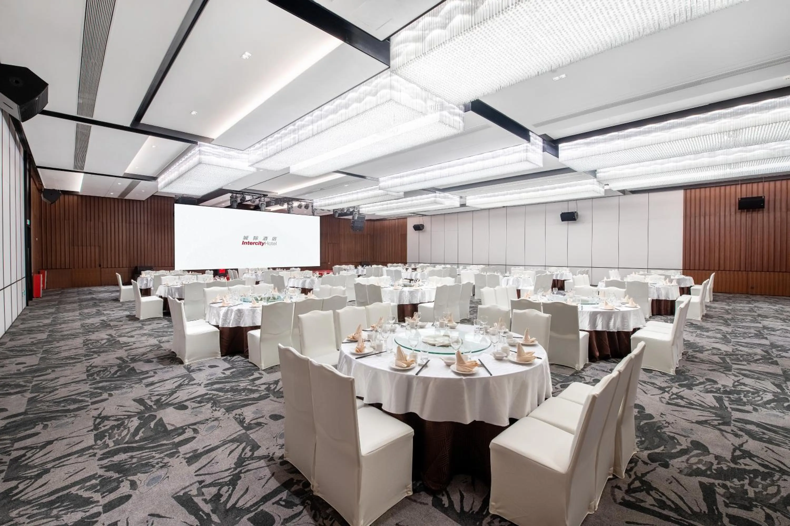 Meeting/conference room in Intercity Hotel Guangzhou East Railway Station - Free Shuttle Bus During Canton Fair Period