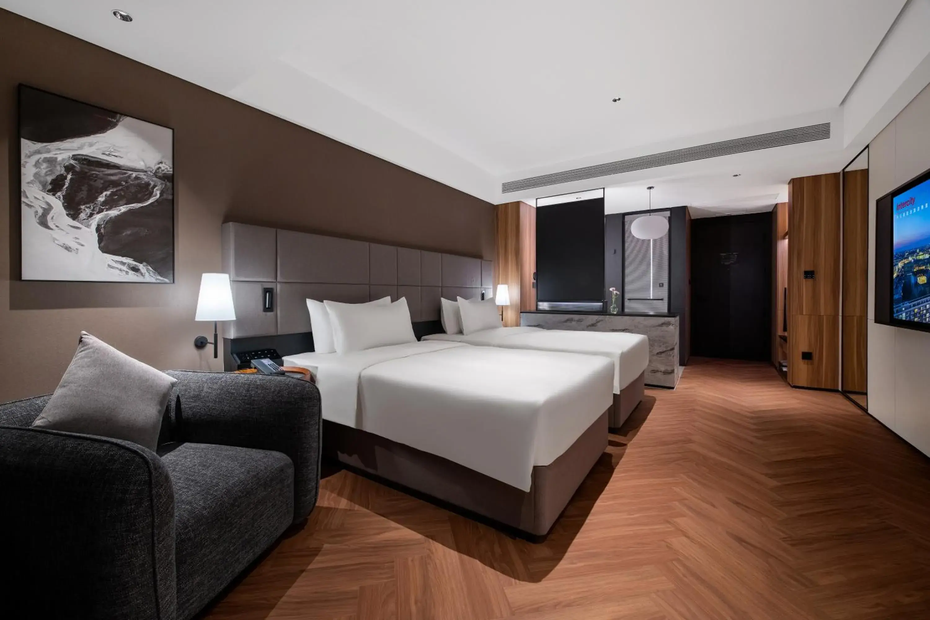 Superior Twin Room in Intercity Hotel Guangzhou East Railway Station - Free Shuttle Bus During Canton Fair Period Superior Twin Room in Intercity Hotel Guangzhou East Railway Station - Free Shuttle Bus During Canton Fair Period