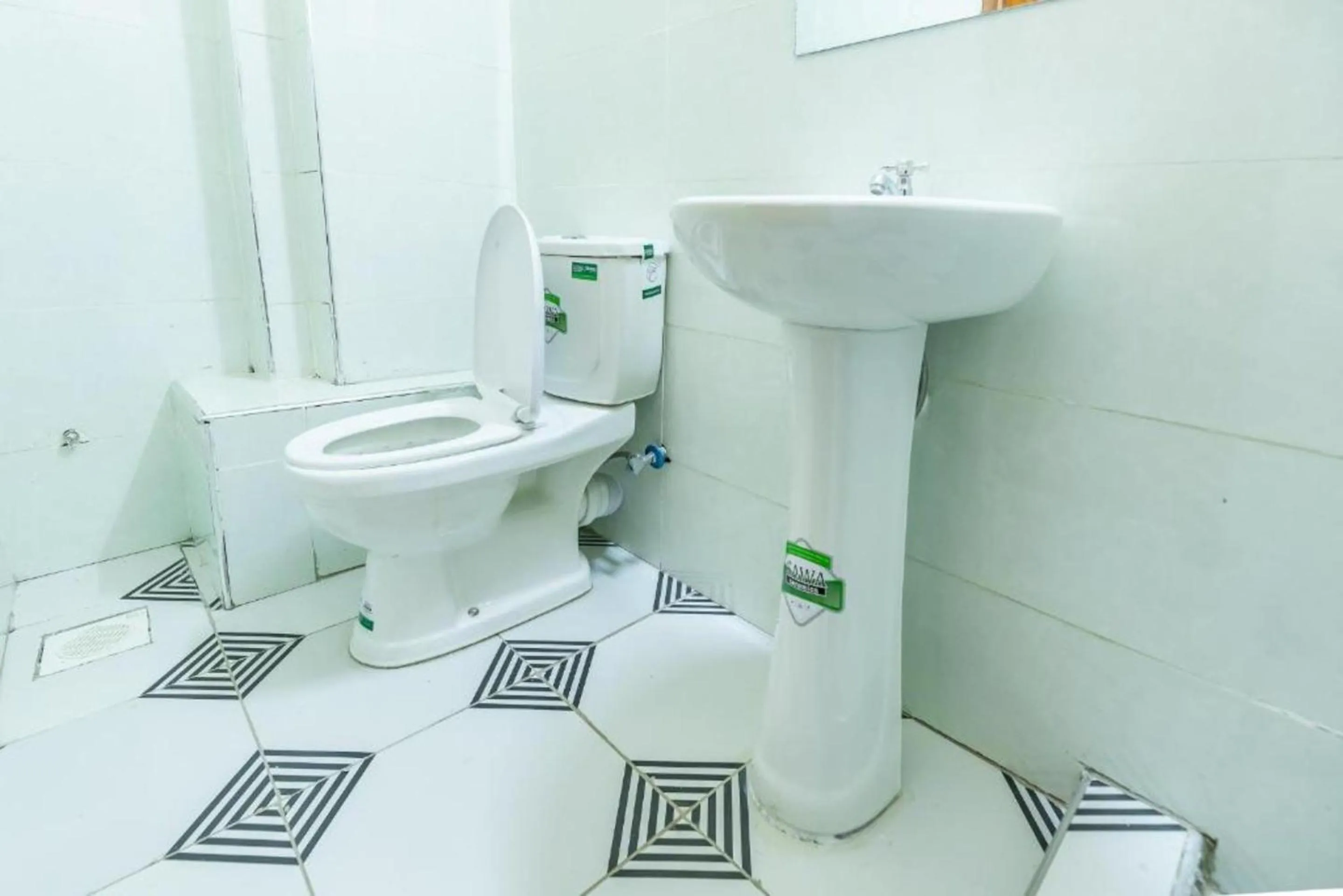 Bathroom in Mang City Hotel Nairobi