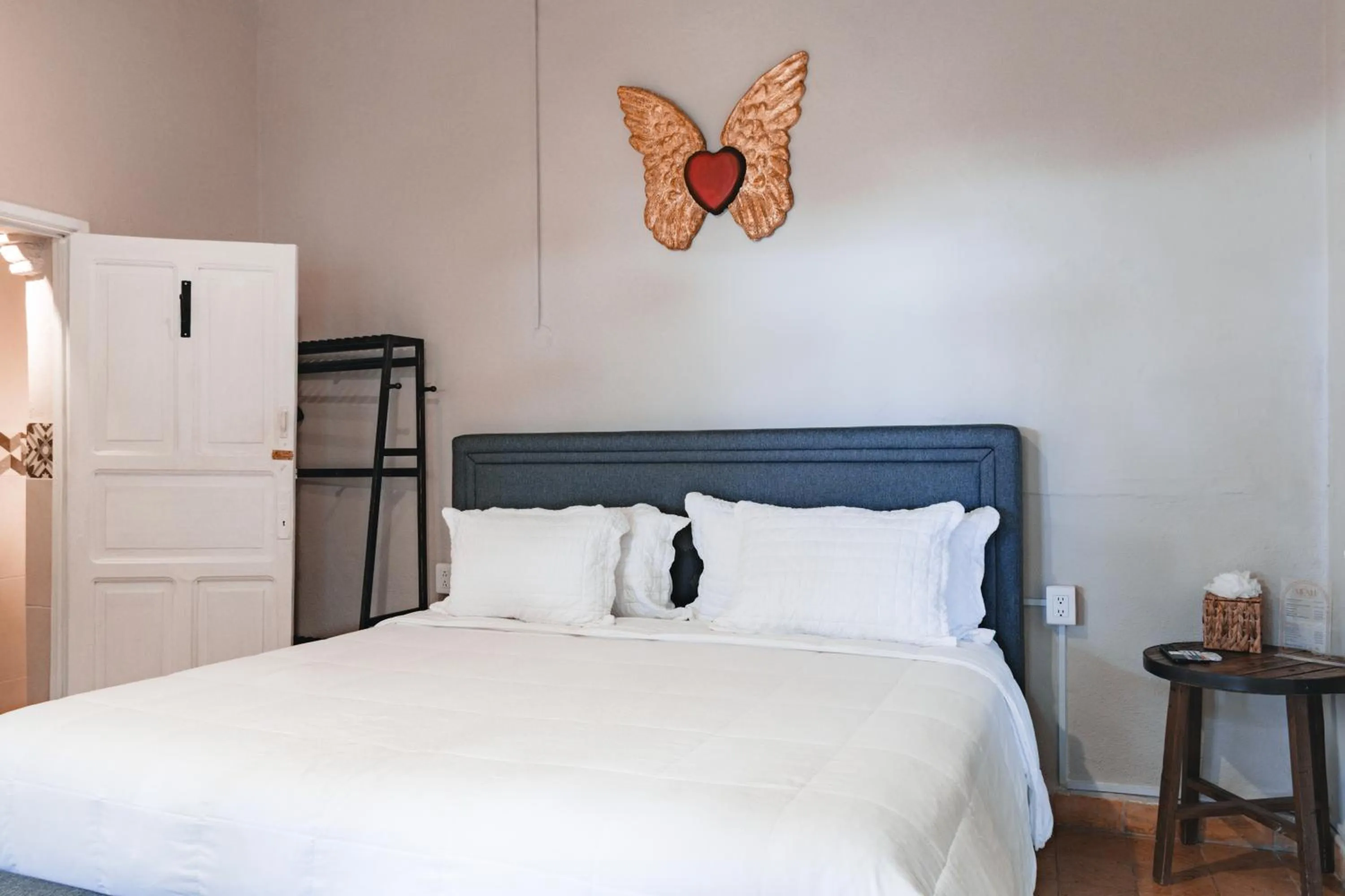 Photo of the whole room, Bed in Te Amo Hotel Boutique