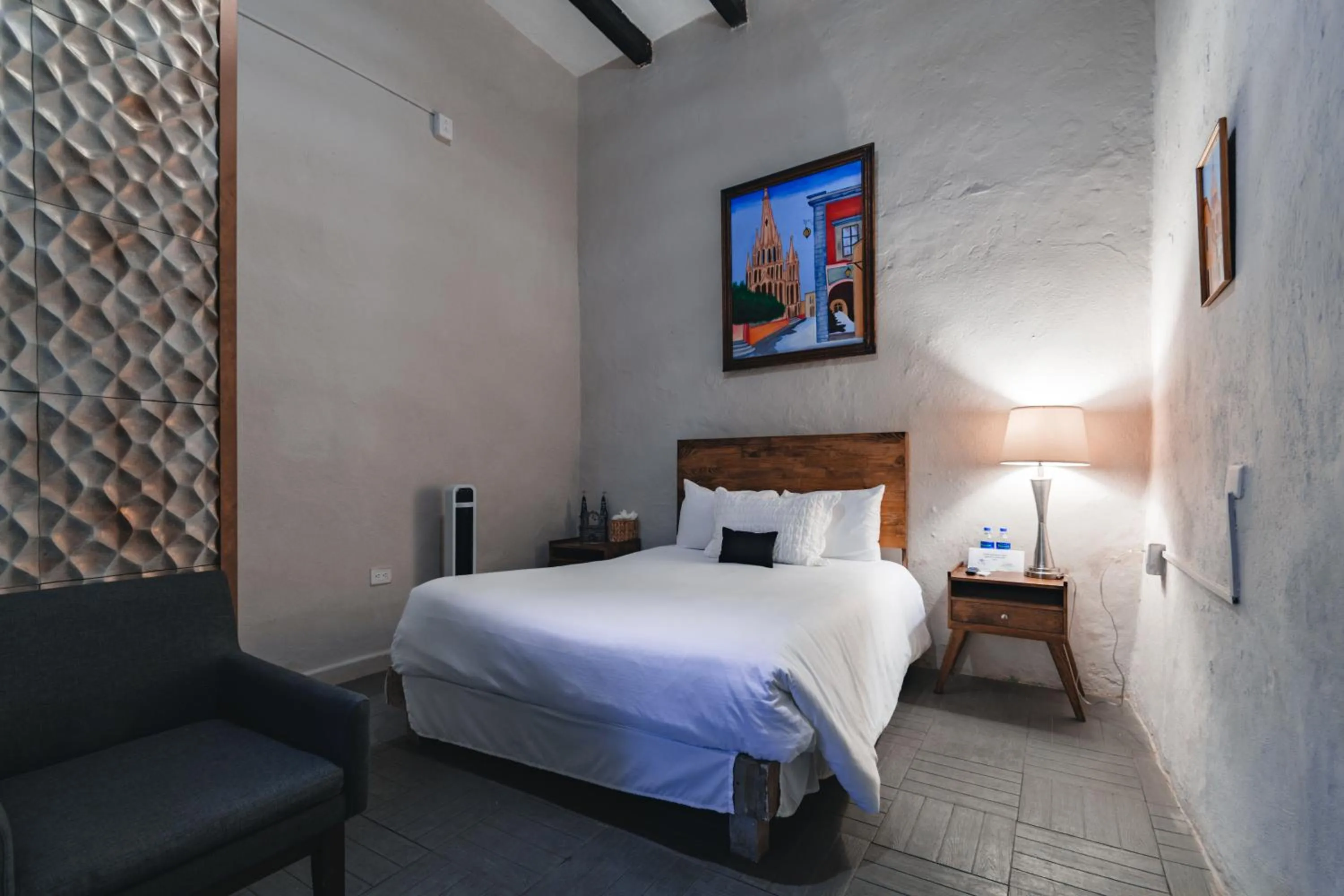 Photo of the whole room, Bed in Te Amo Hotel Boutique