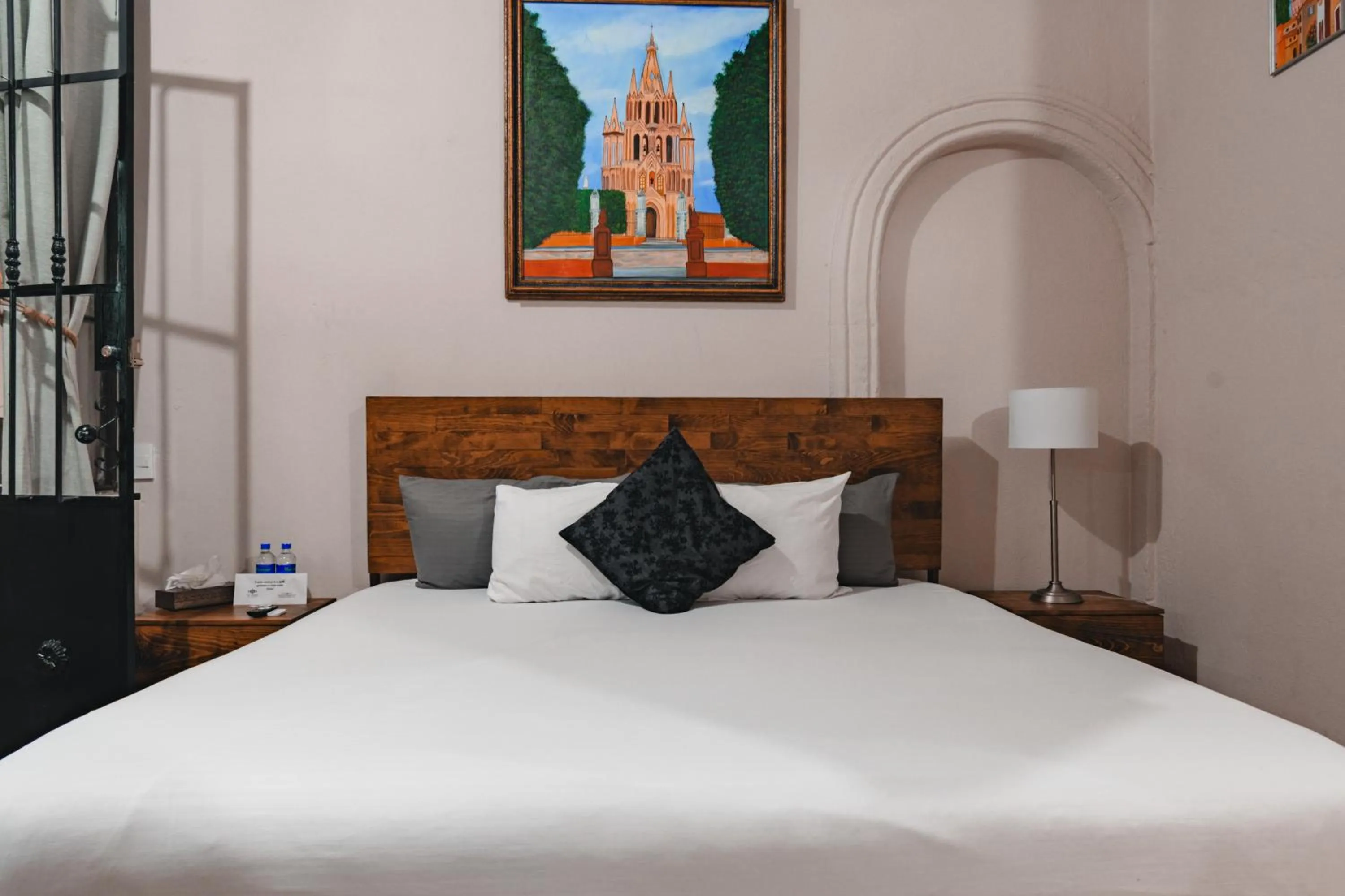 Photo of the whole room, Bed in Te Amo Hotel Boutique