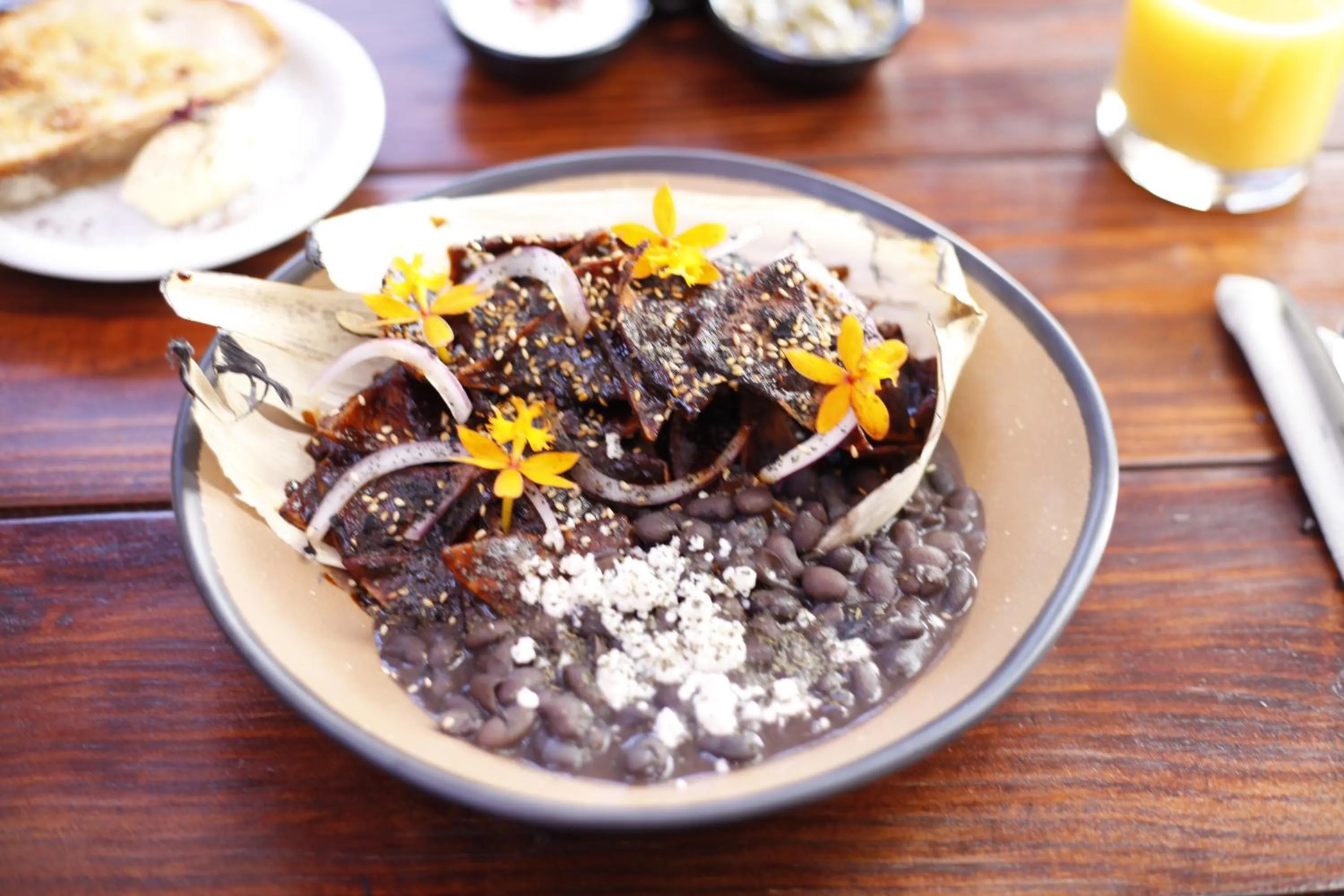 Restaurant/places to eat in Te Amo Hotel Boutique