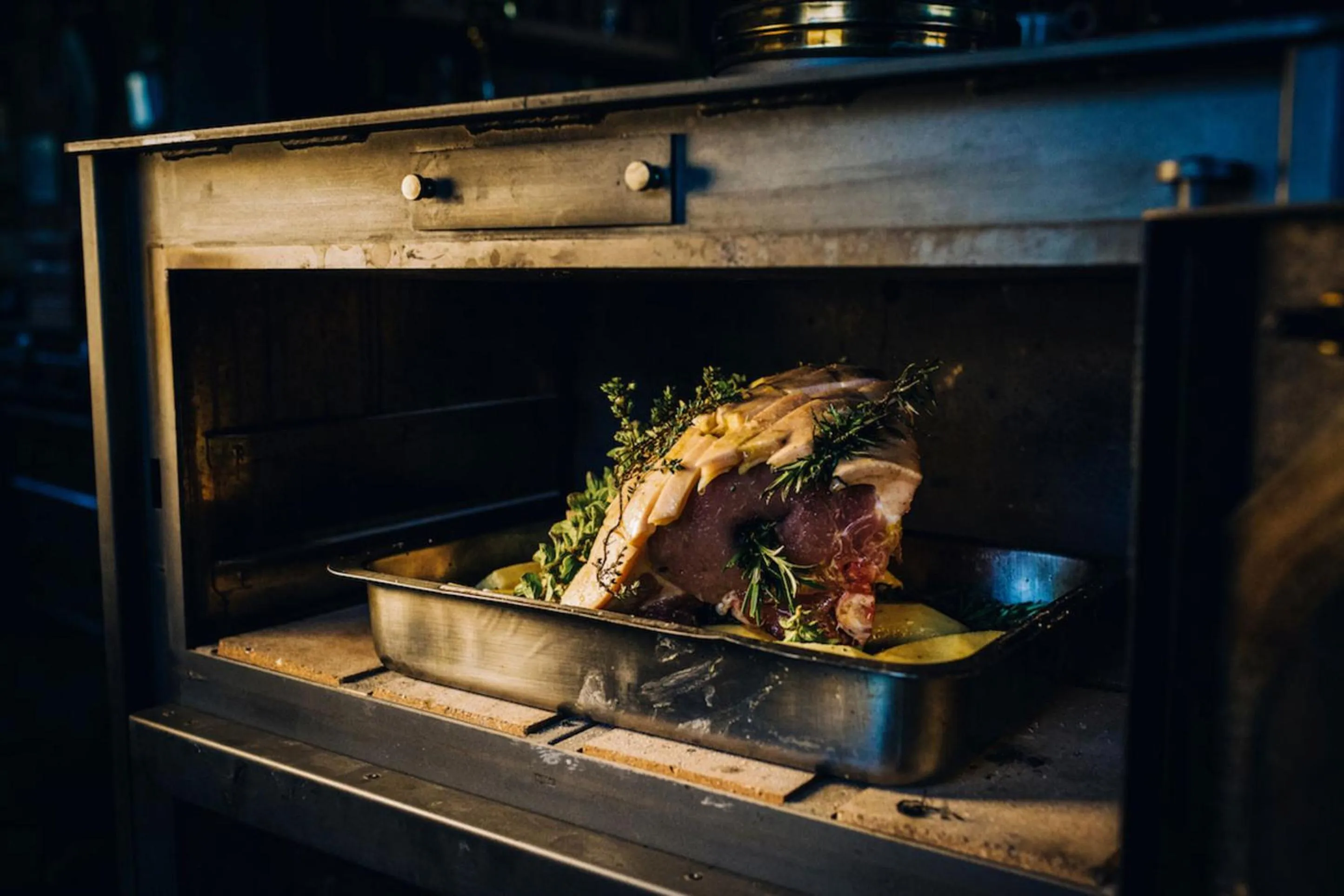Dining area in Delina Mountain Resort