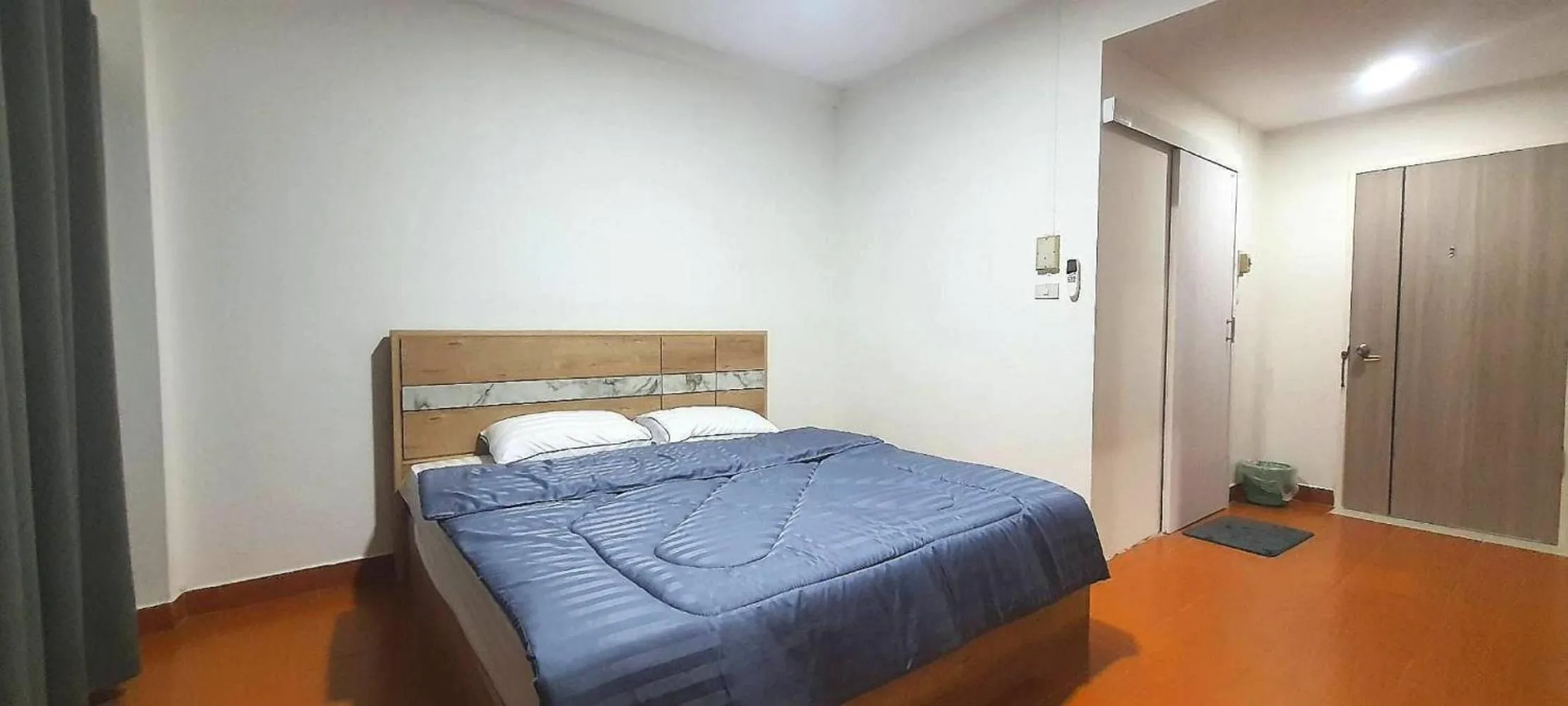 Bed in Ratanasiri Hotel