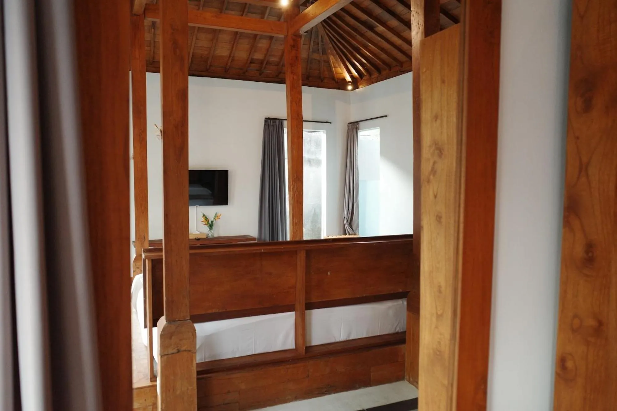 Bed in The Riang Villa