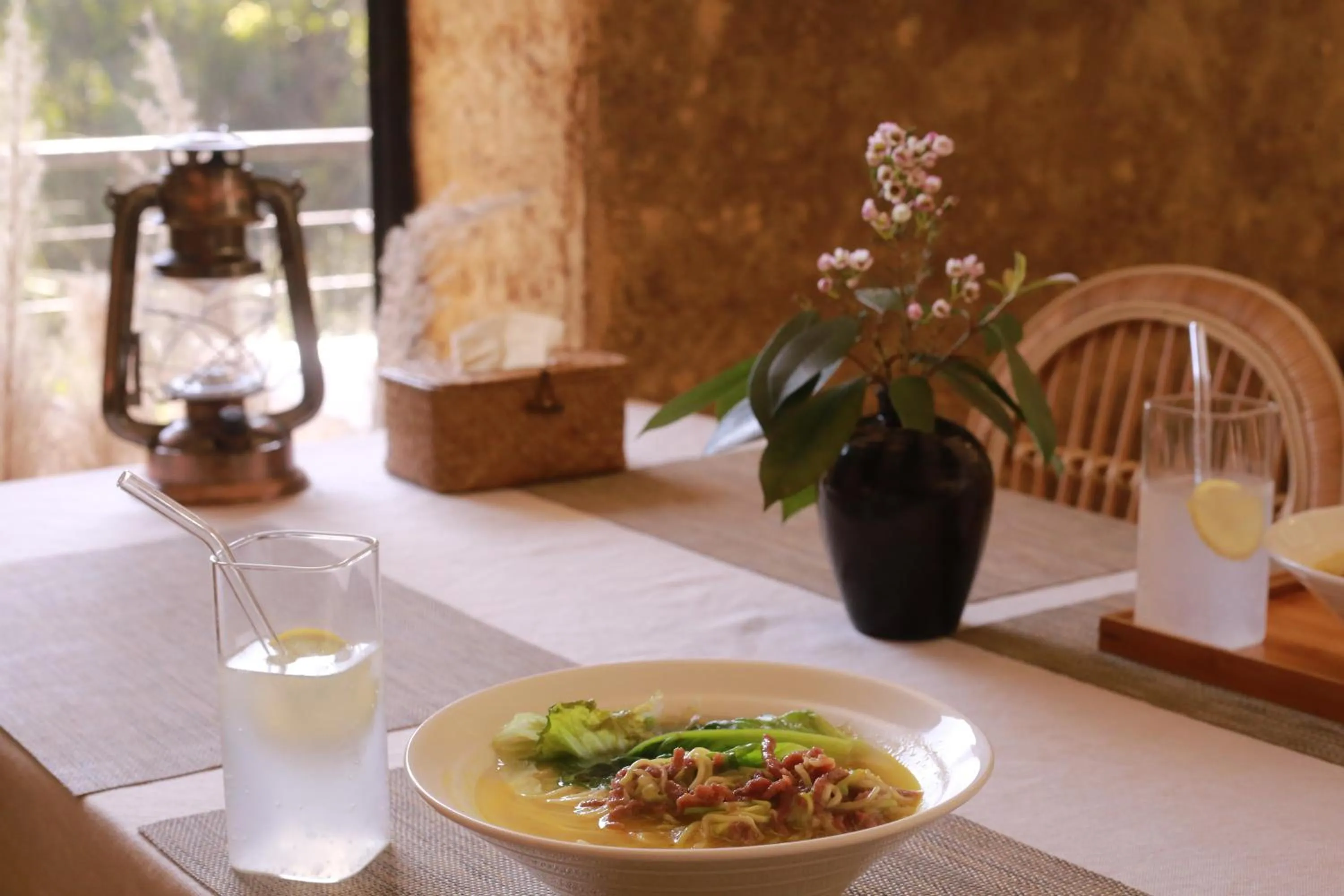 Restaurant/places to eat in Hide and see