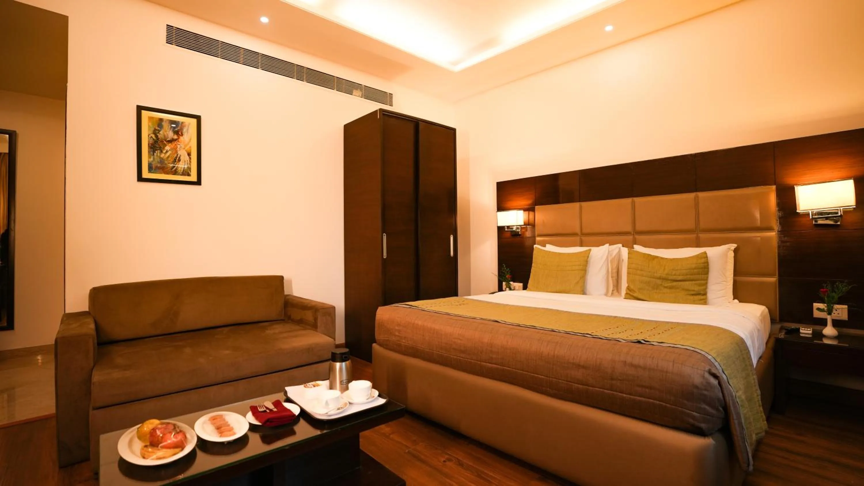 Bedroom, Bed in Hotel Africa Avenue - Greater Kailash 1