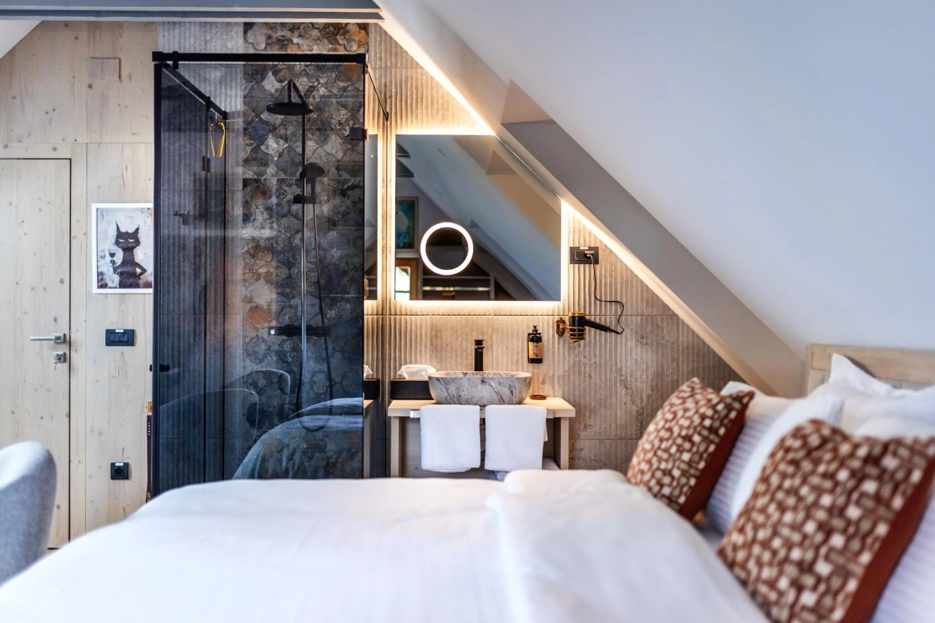 Photo of the whole room, Bed in Hotel Julian Alps