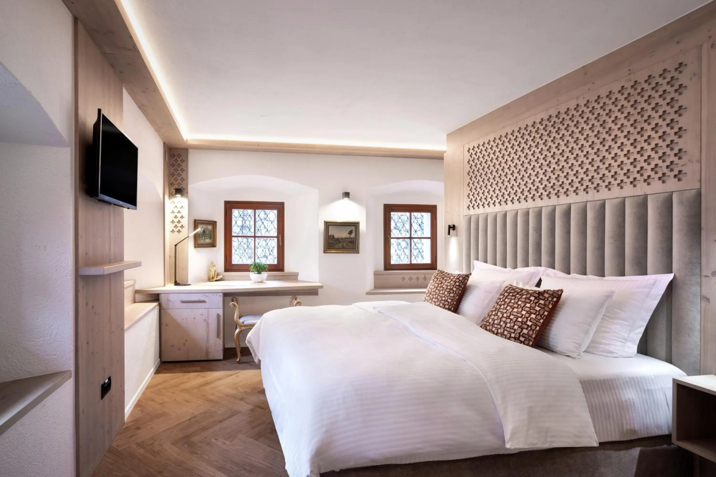 TV and multimedia, Bed in Hotel Julian Alps