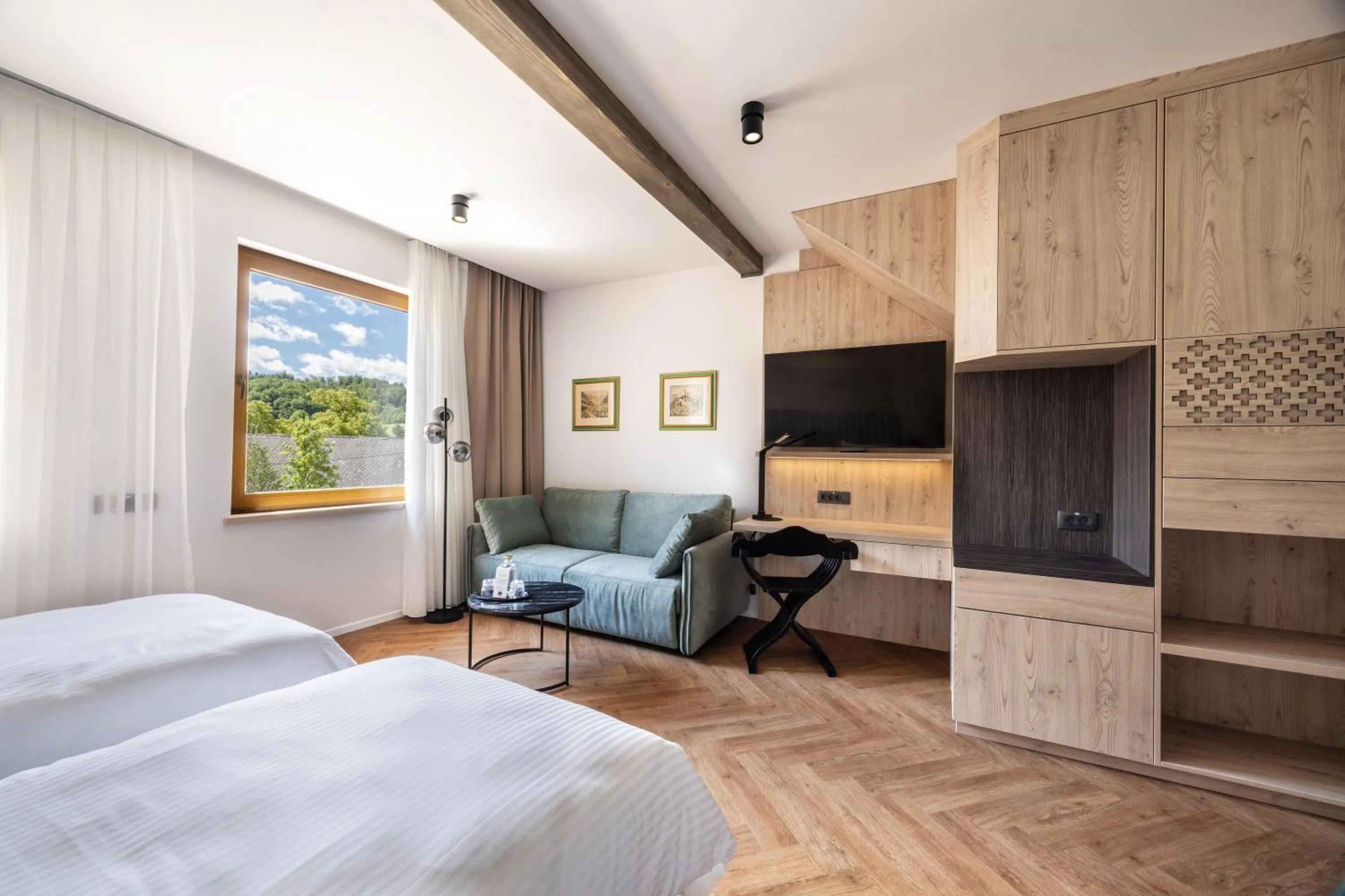 TV and multimedia, Bed in Hotel Julian Alps