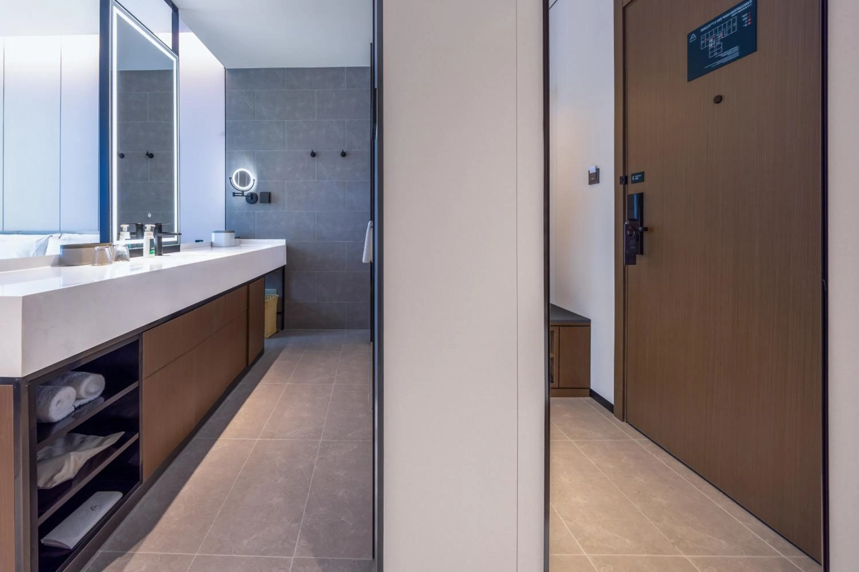 Bathroom in Atour Hotel Dongguan Xiping Xindi Center