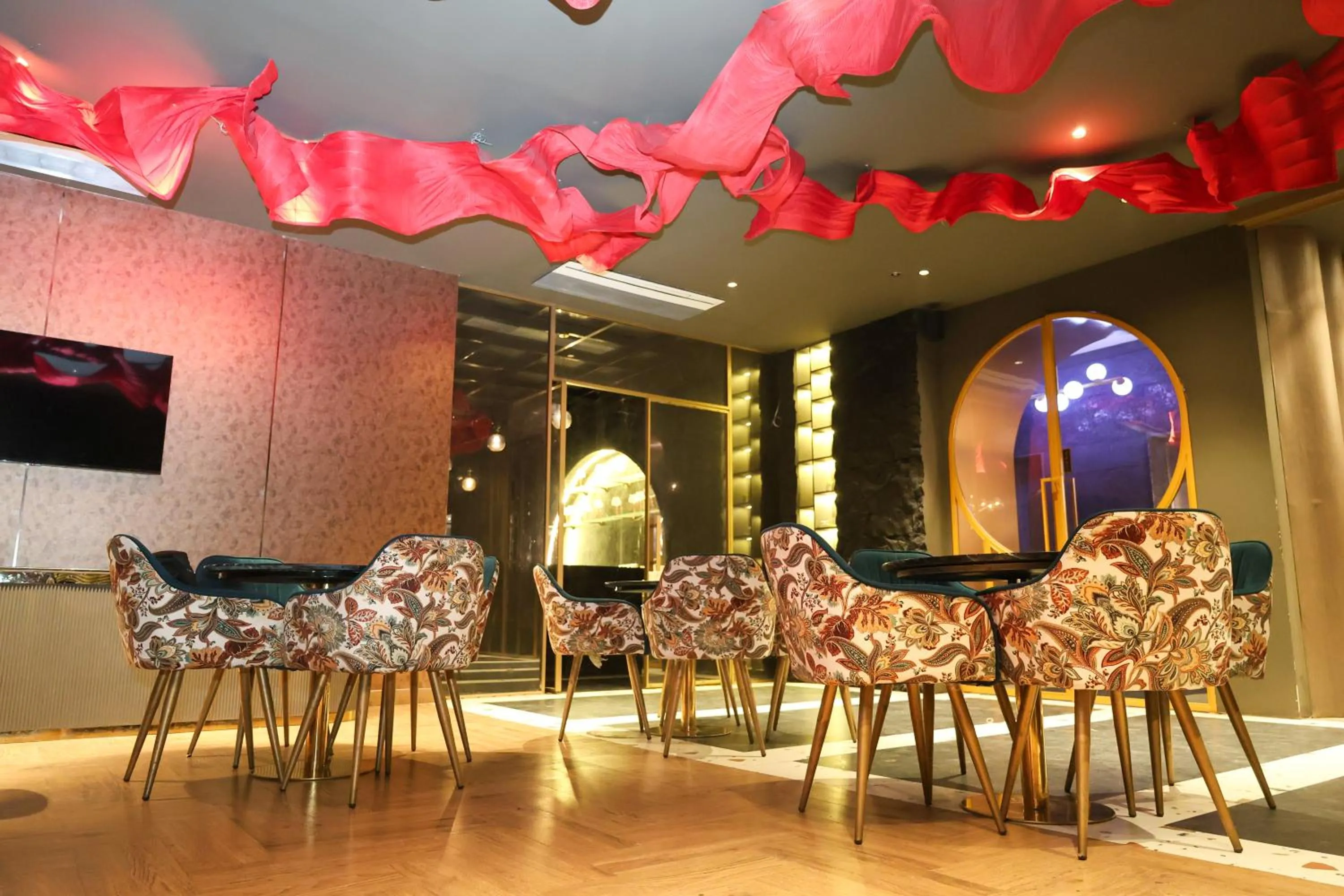 Restaurant/places to eat in Aquila Grand Suites - Noida Sector 136