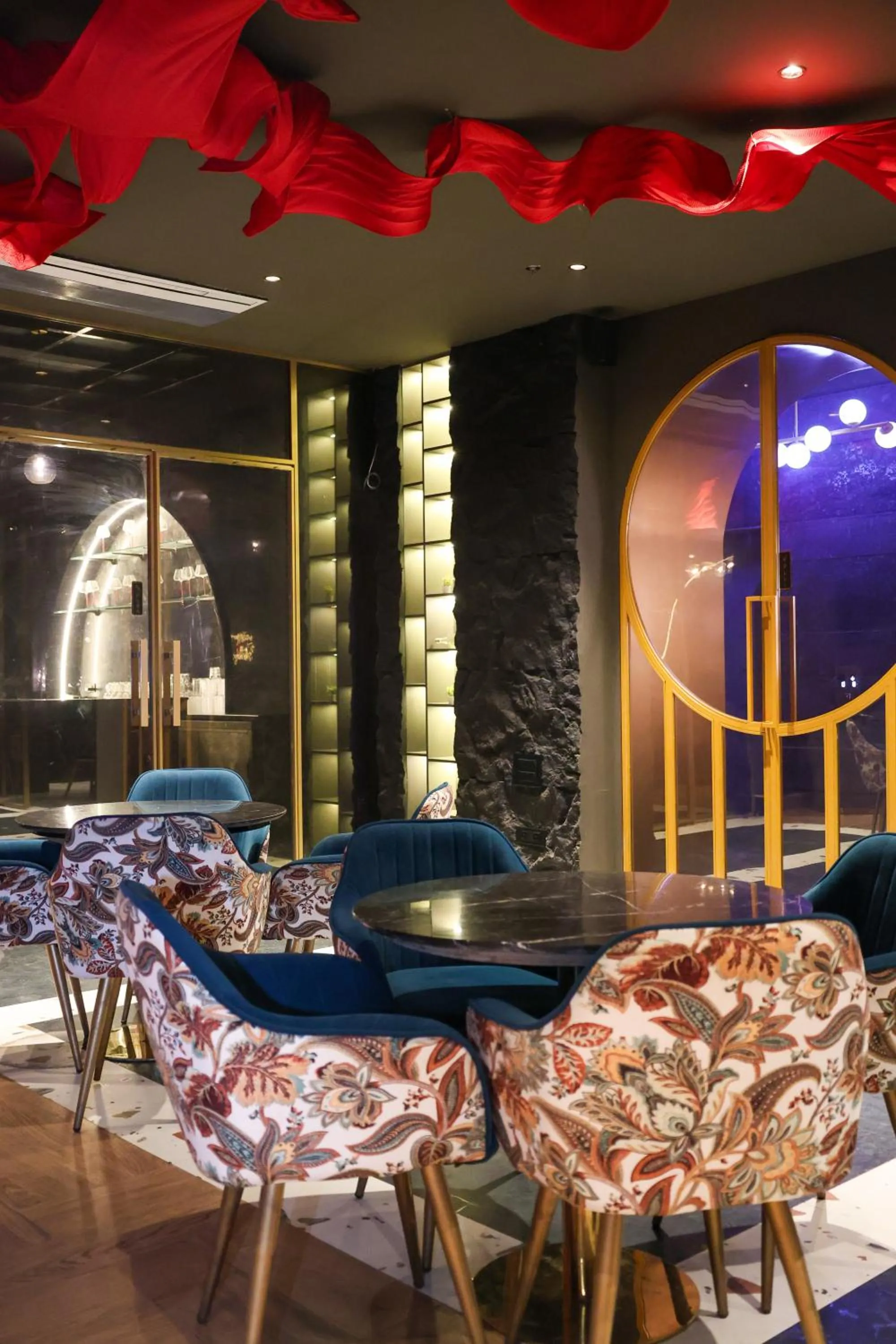 Restaurant/places to eat in Aquila Grand Suites - Noida Sector 136