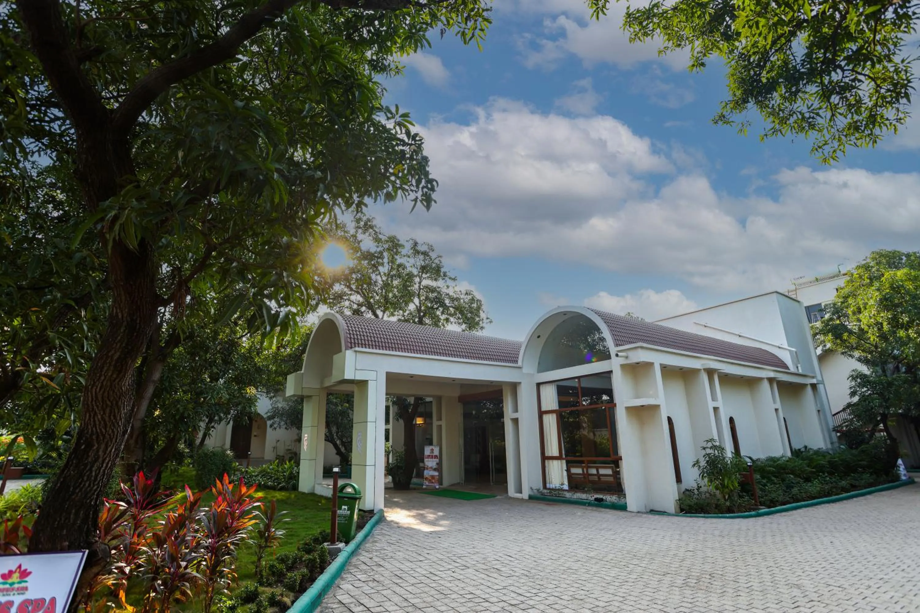 Le Casa Lion Resort A Premium Resort In Sasan Gir