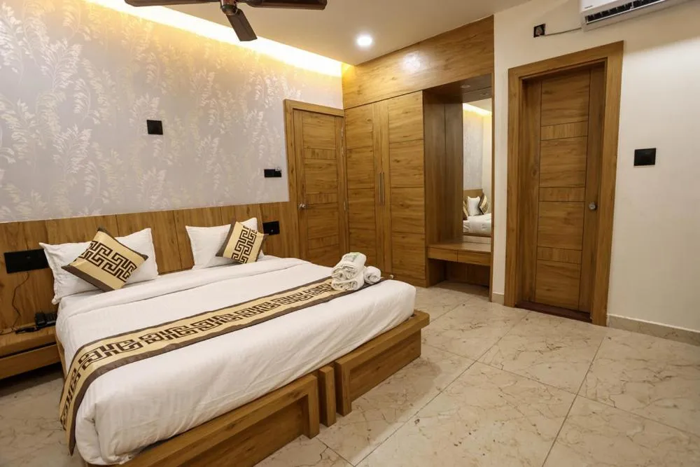 Photo of the whole room, Bed in Le Casa Lion Resort A Premium Resort In Sasan Gir