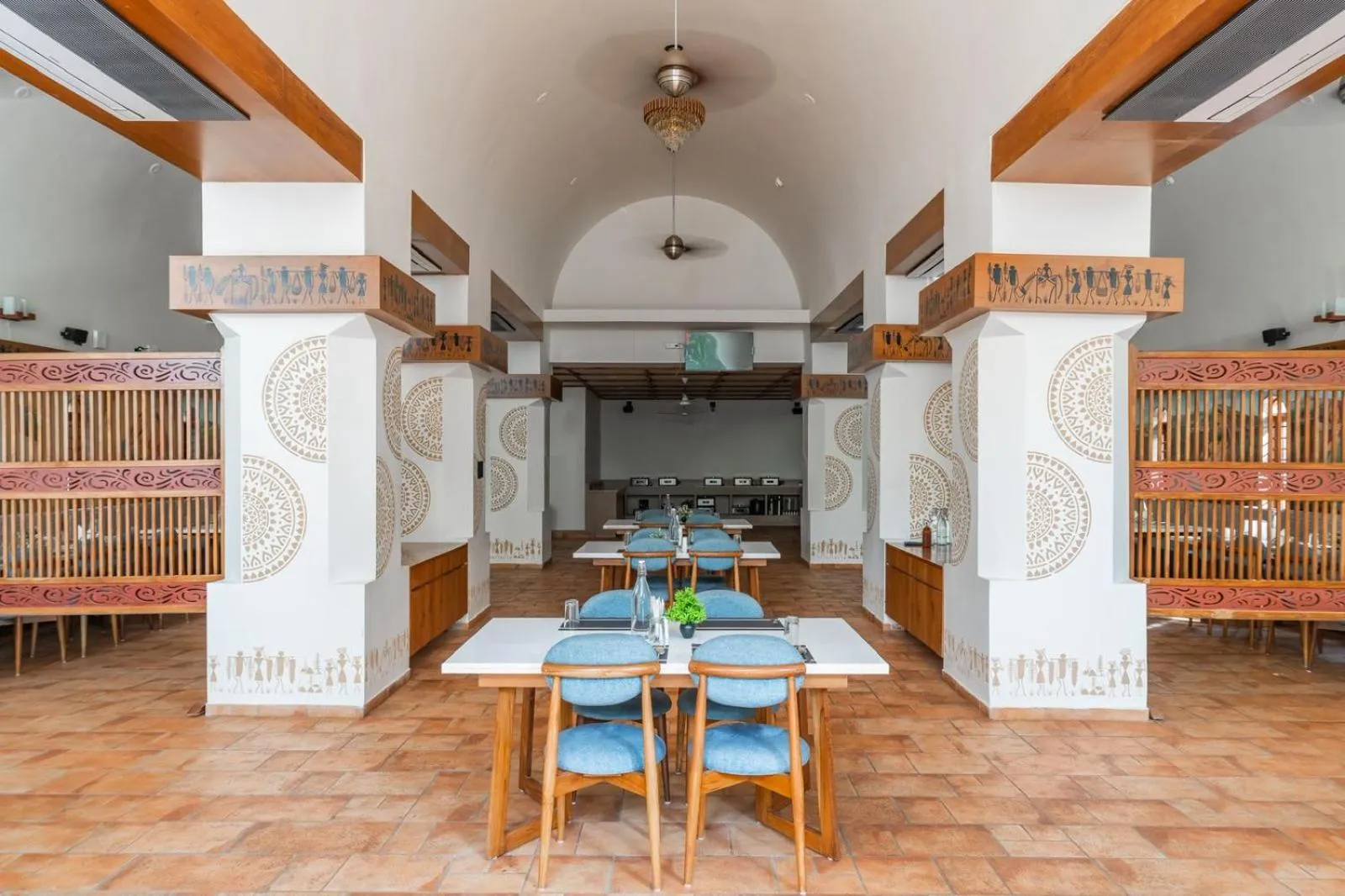 Restaurant/places to eat in Le Casa Lion Resort A Premium Resort In Sasan Gir