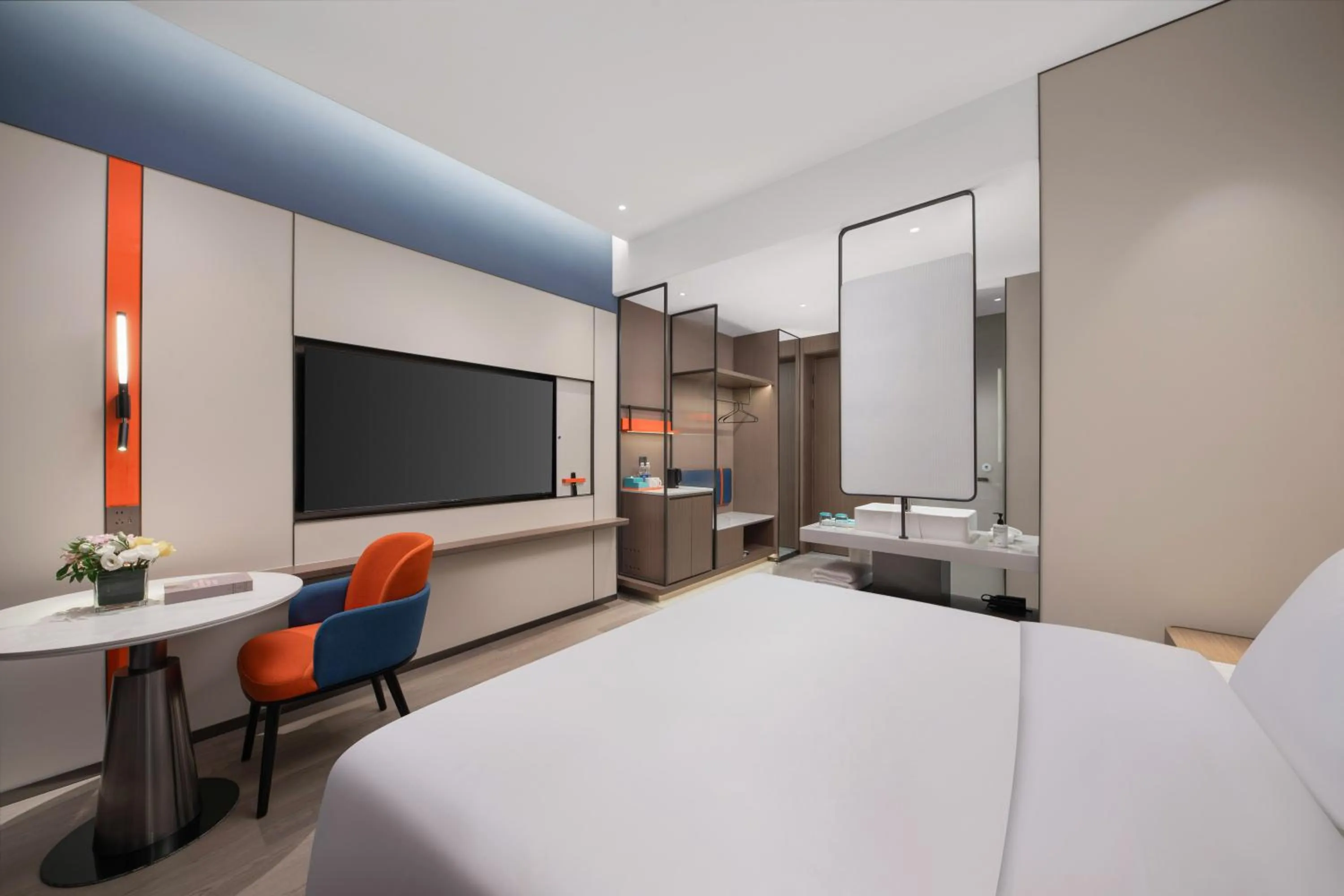 Bed in Holiday Inn Express Hai'an Railway Station by IHG