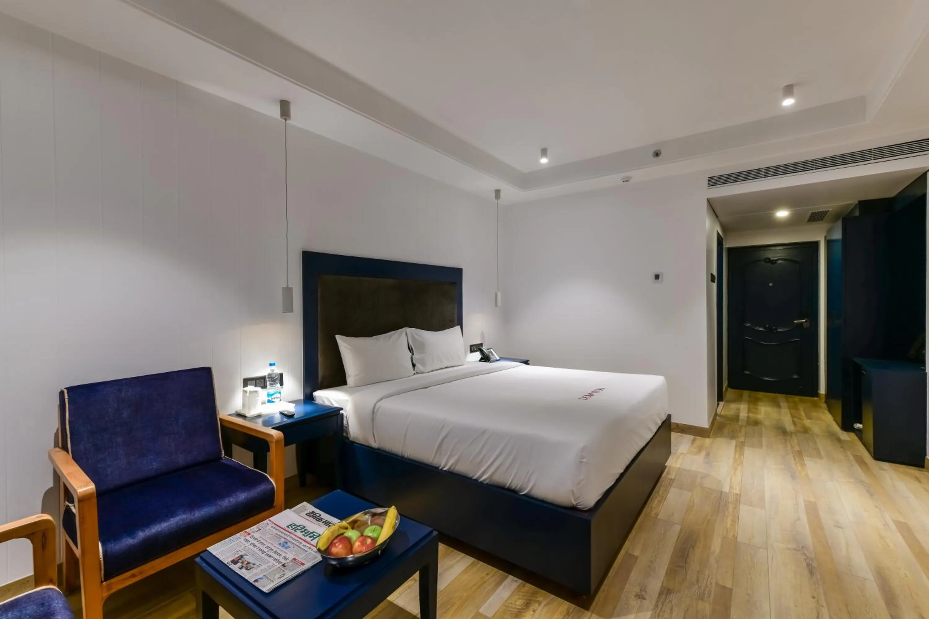 Bedroom, Bed in Regenta Inn Downton Raipur